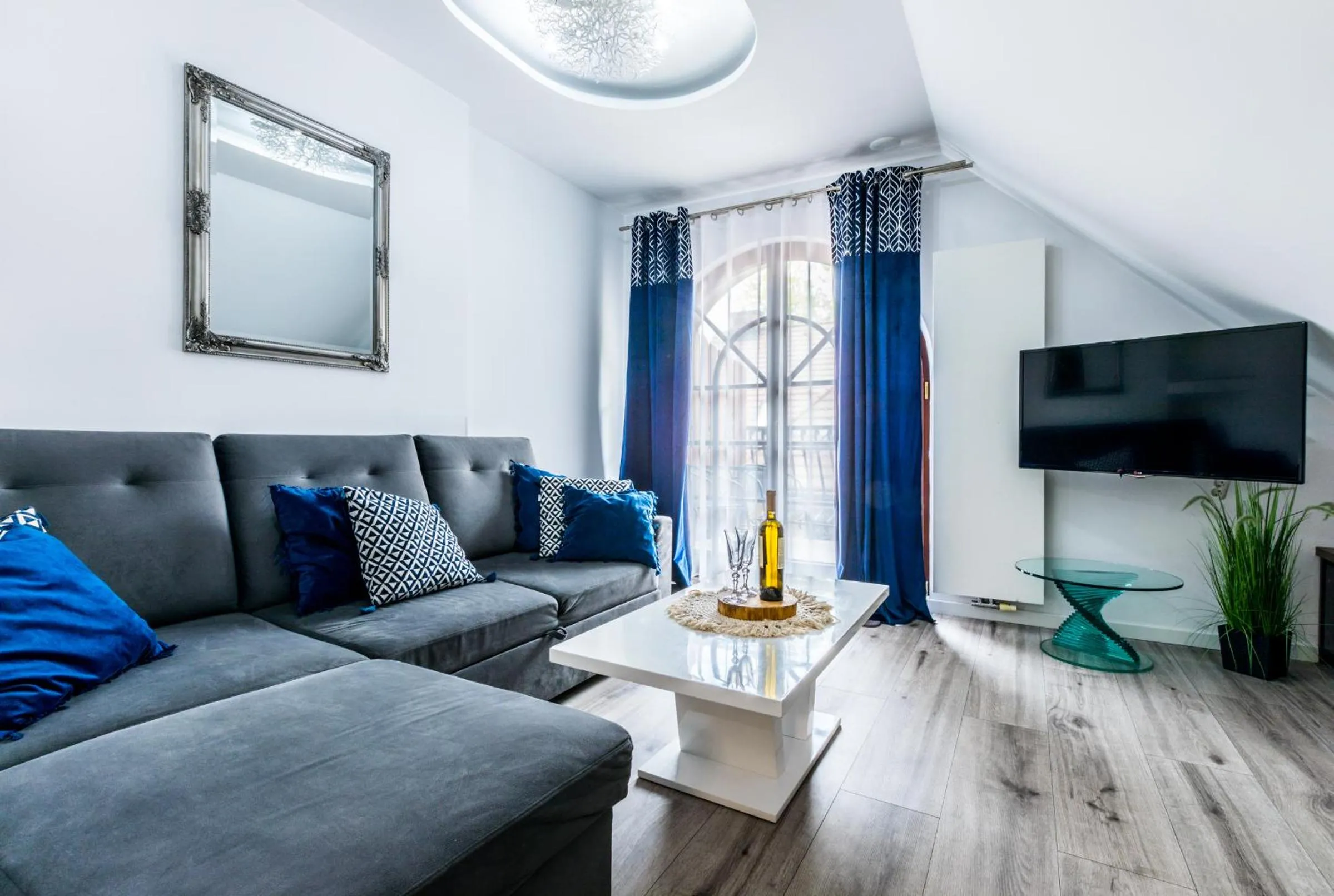 Living room in ApartHost Rezydencja Sienkiewicza