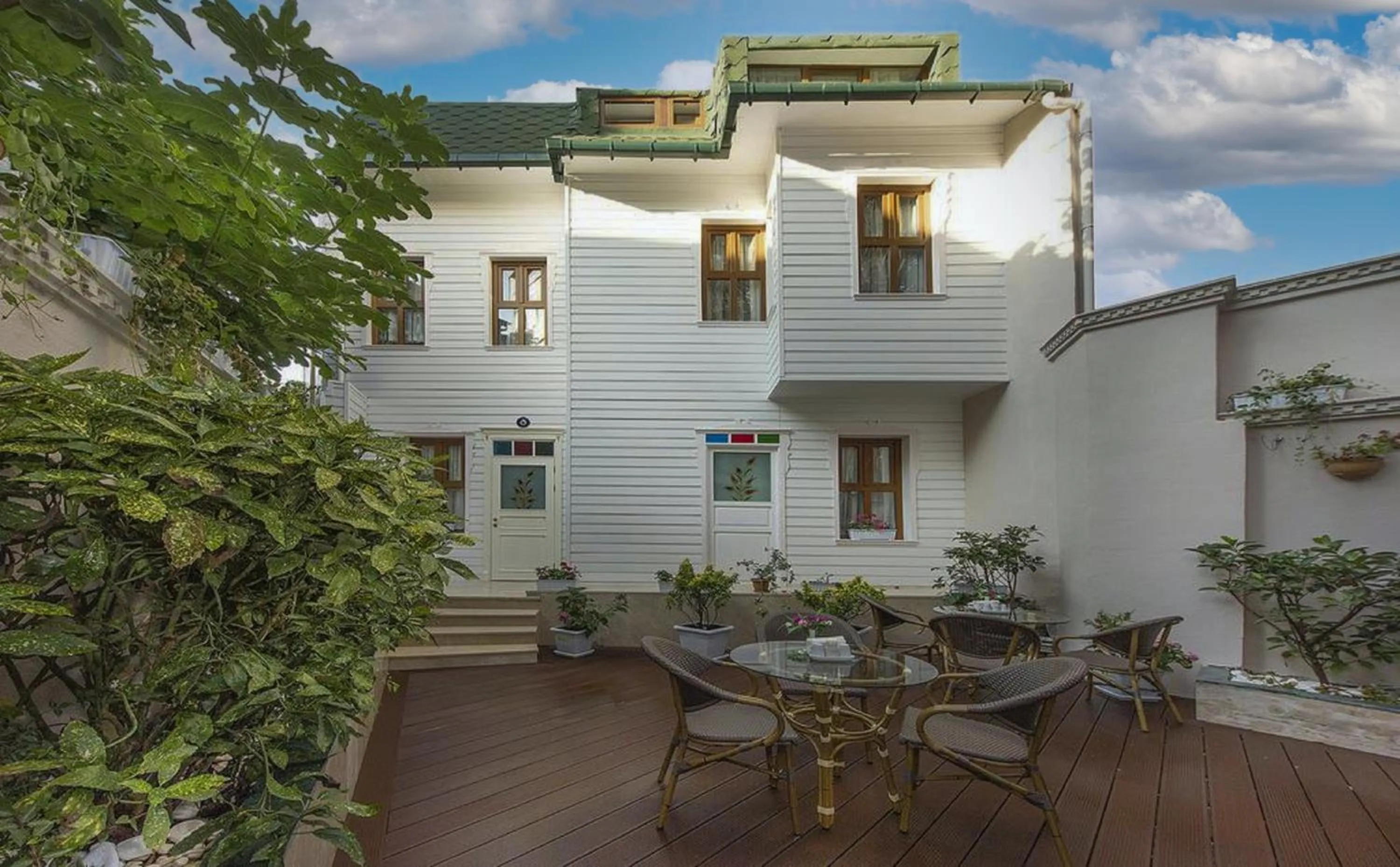 Garden in Villa Paradiso Hotel & Spa