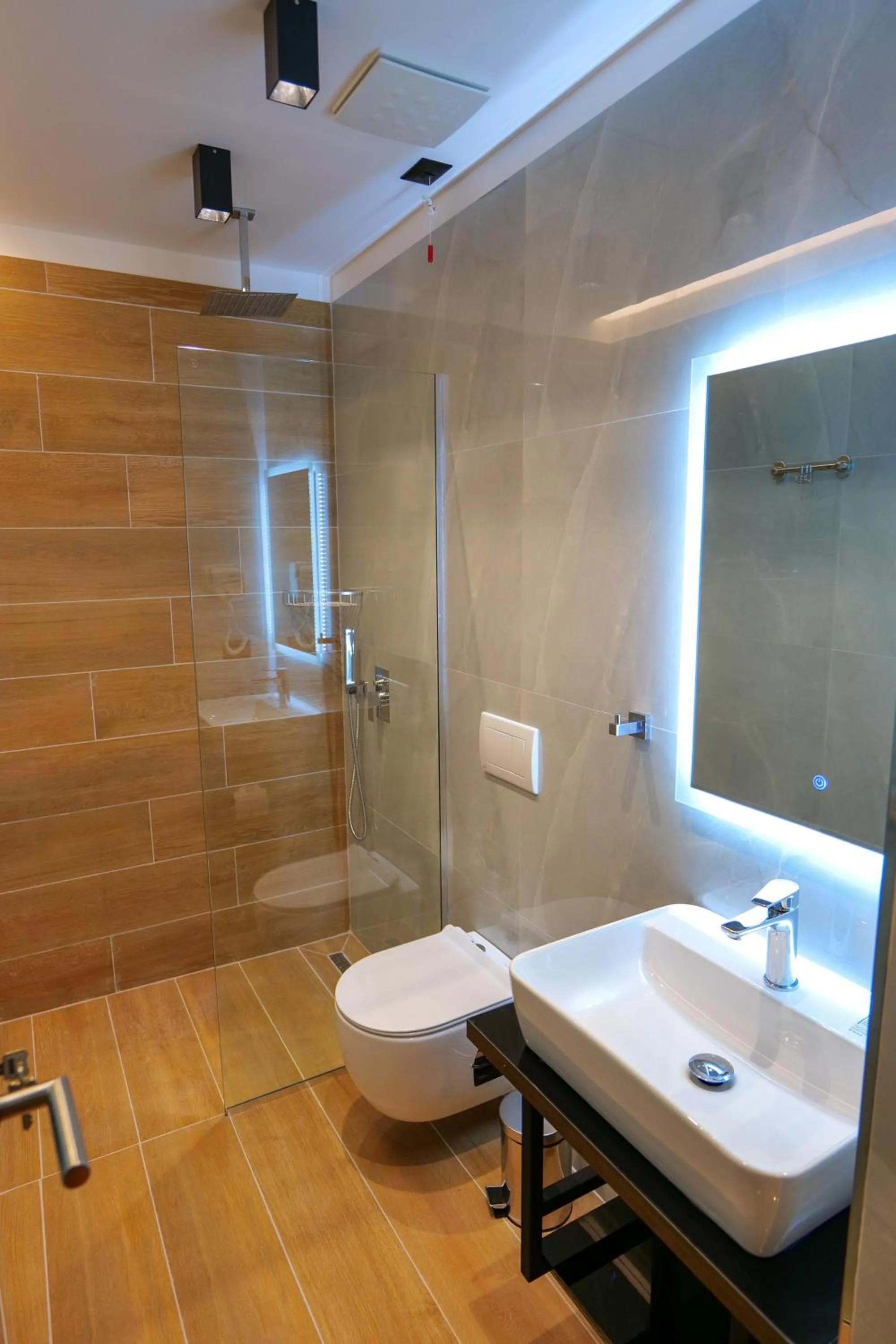 Bathroom in Seawave Hotel