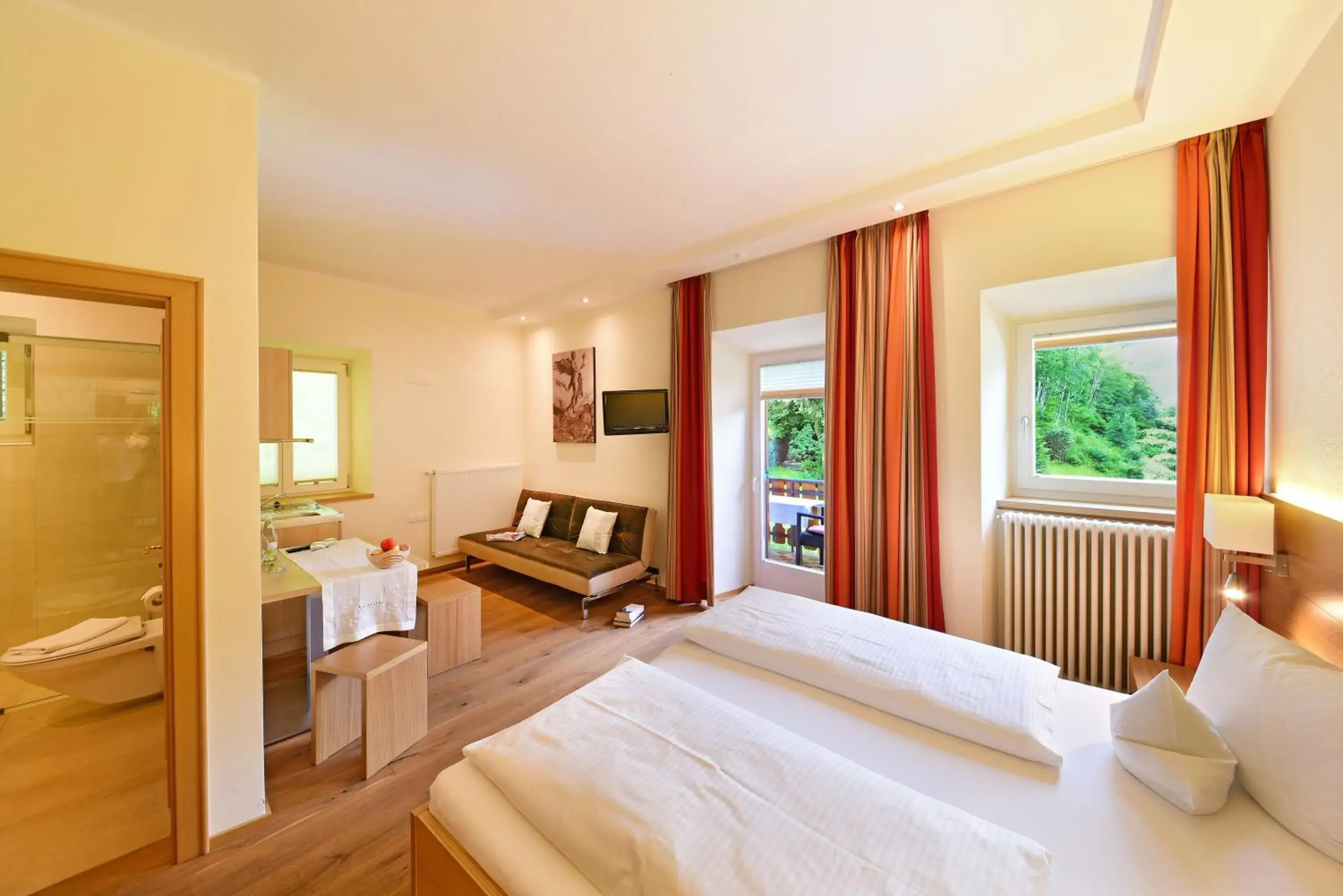 Superior Double Room with Balcony in Ansitz Gamp Superior Double Room with Balcony in Ansitz Gamp
