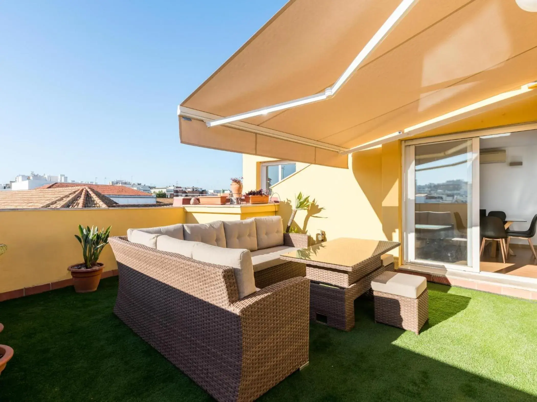 Rd2 Aparcamiento Incluido Triana Terraza Privada Rd2 Aparcamiento Incluido Triana Terraza Privada