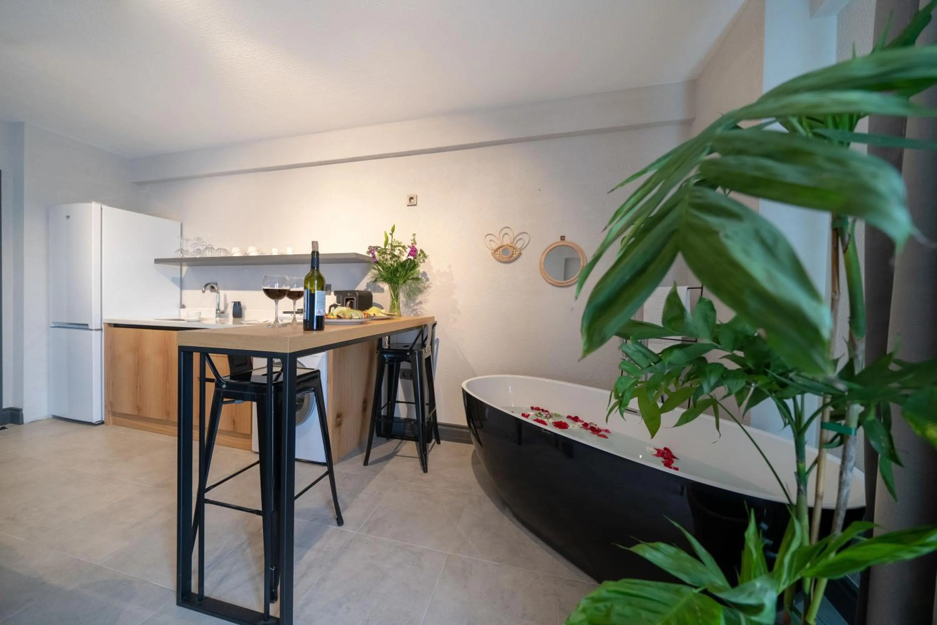 Living room in Reddoors Suites Sea View