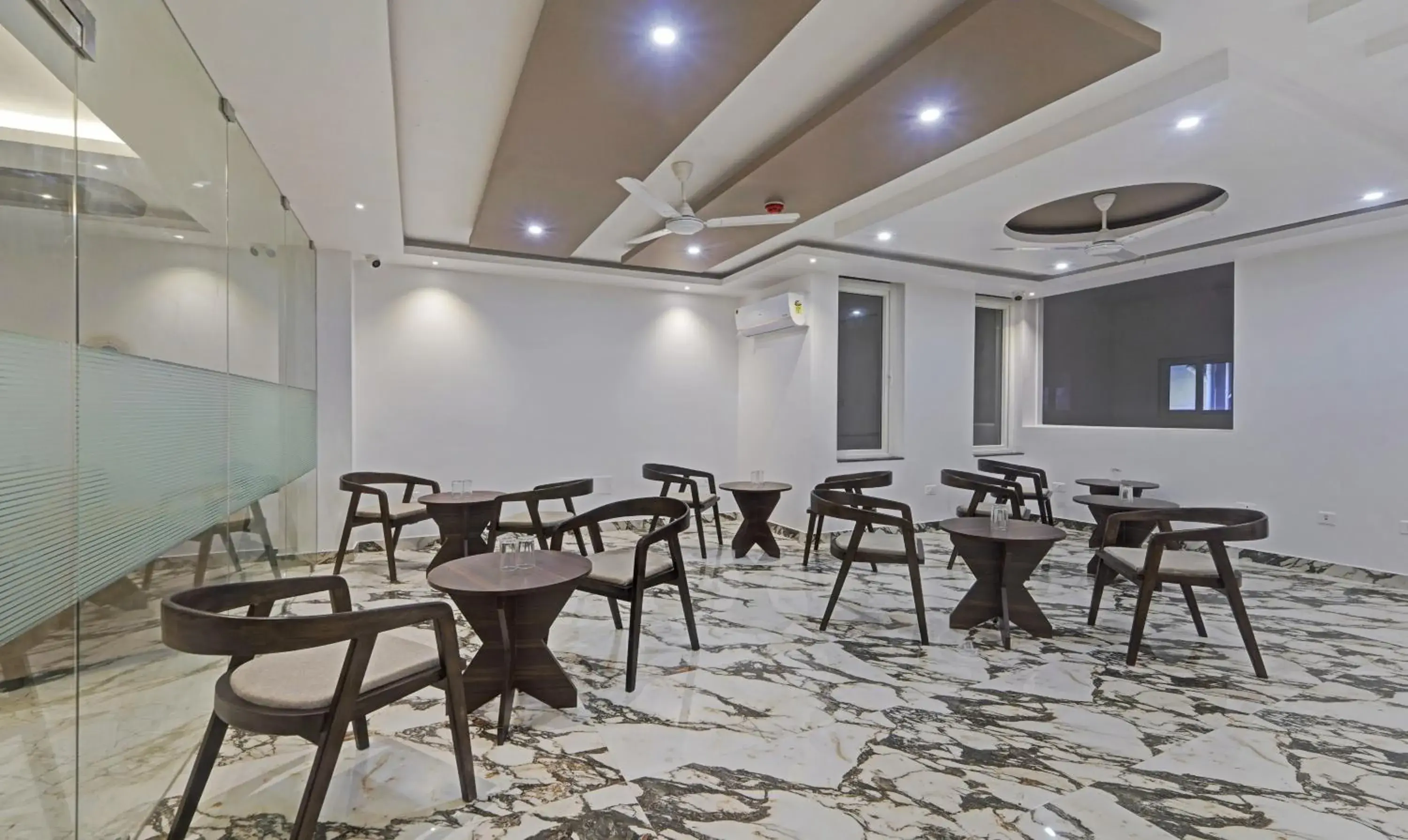 Restaurant/places to eat in Treebo Premium Raffis' Andalusia Bay Way Restaurant/places to eat in Treebo Premium Raffis' Andalusia Bay Way