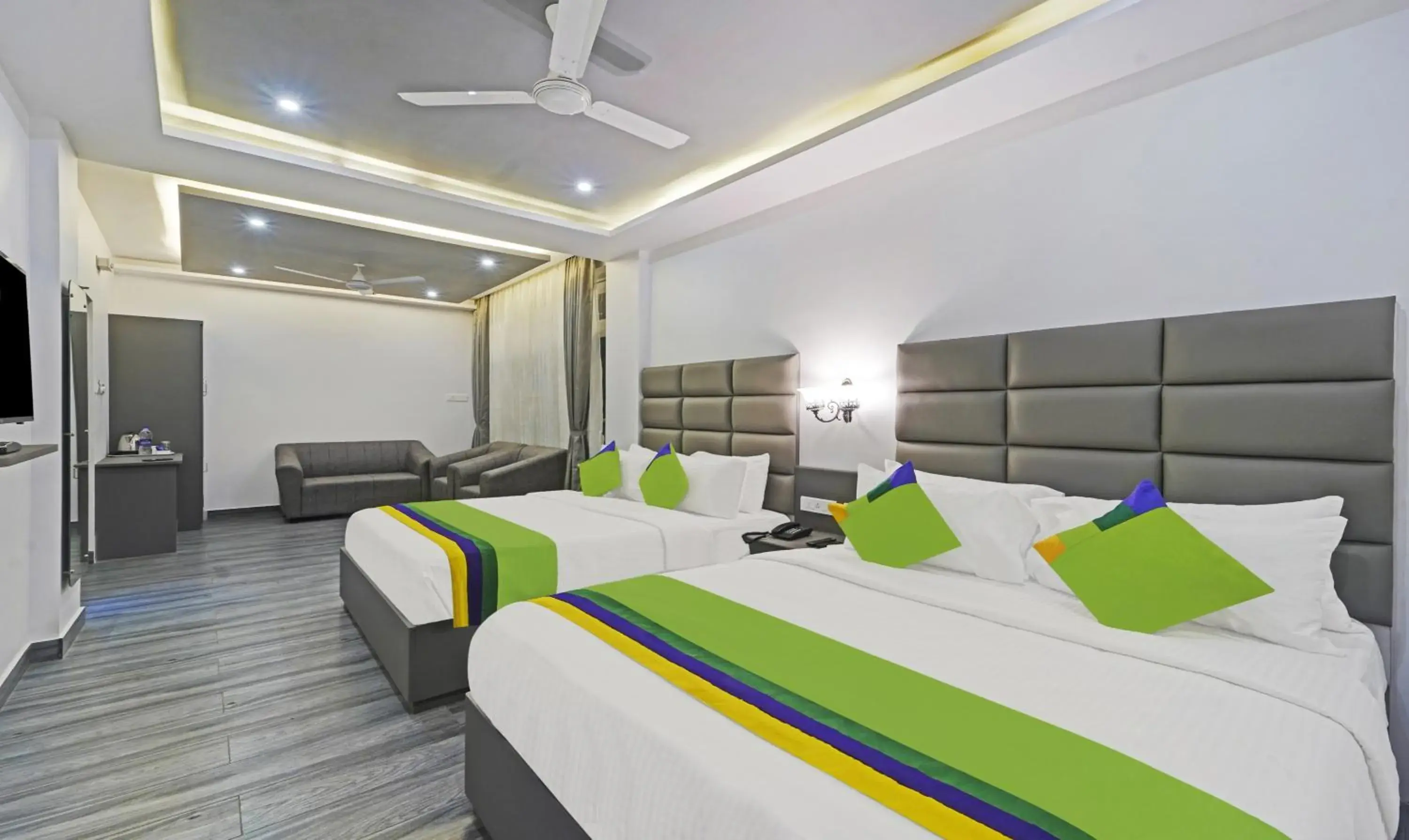 Bed in Treebo Premium Raffis' Andalusia Bay Way Bed in Treebo Premium Raffis' Andalusia Bay Way