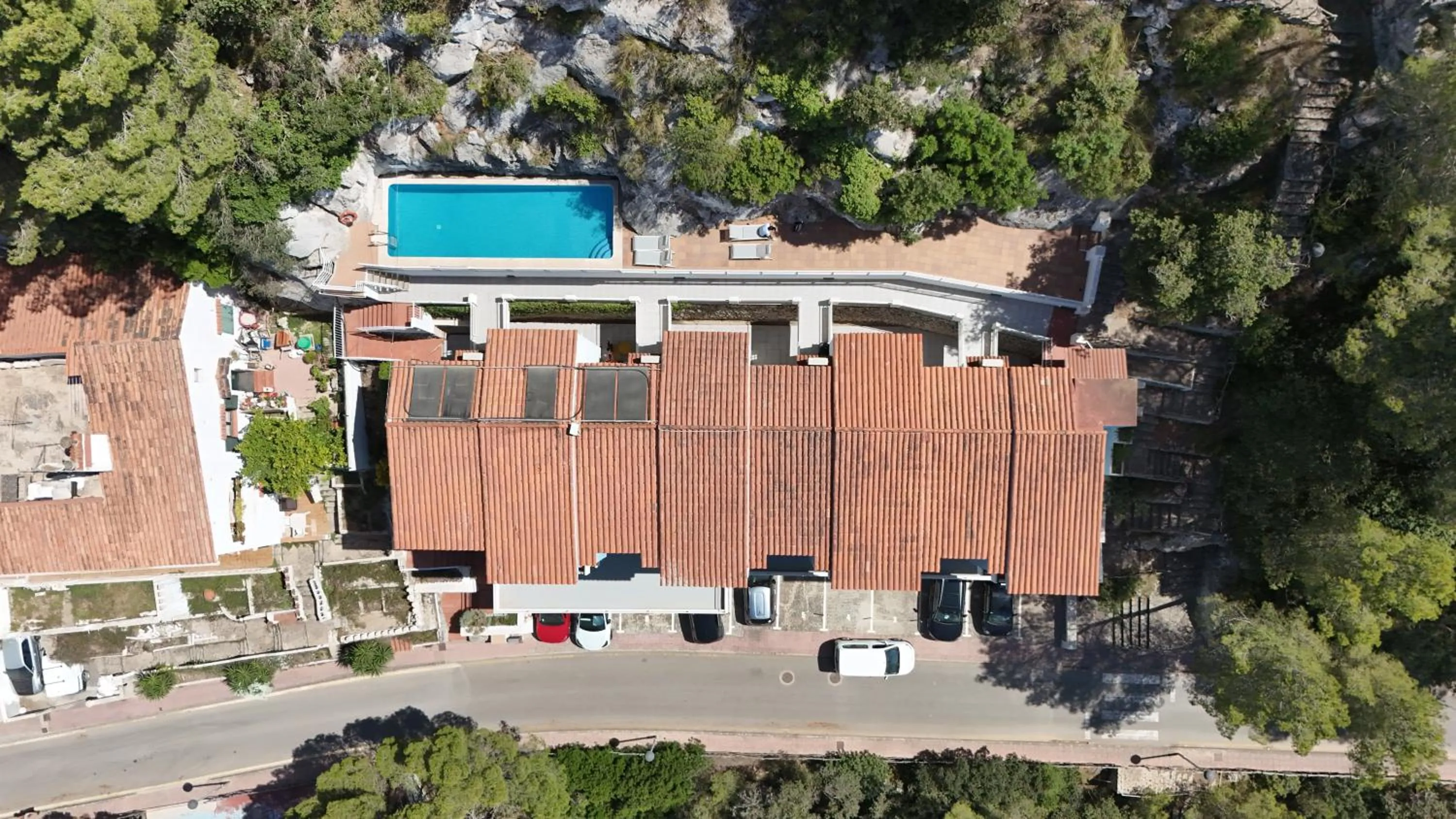Property building in Apartamentos El Rio