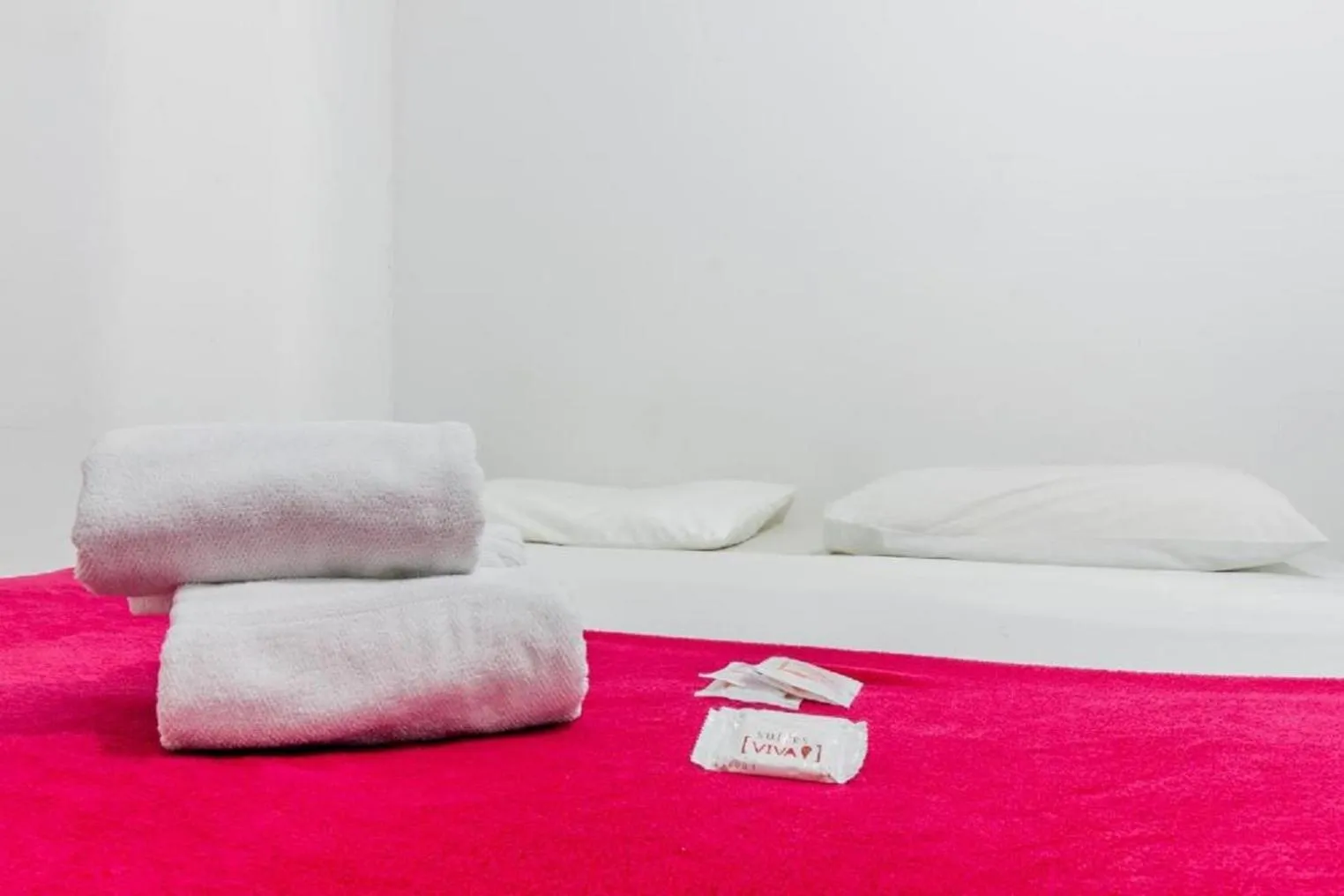 towels, Bed in Club Suites - Aeroporto Congonhas