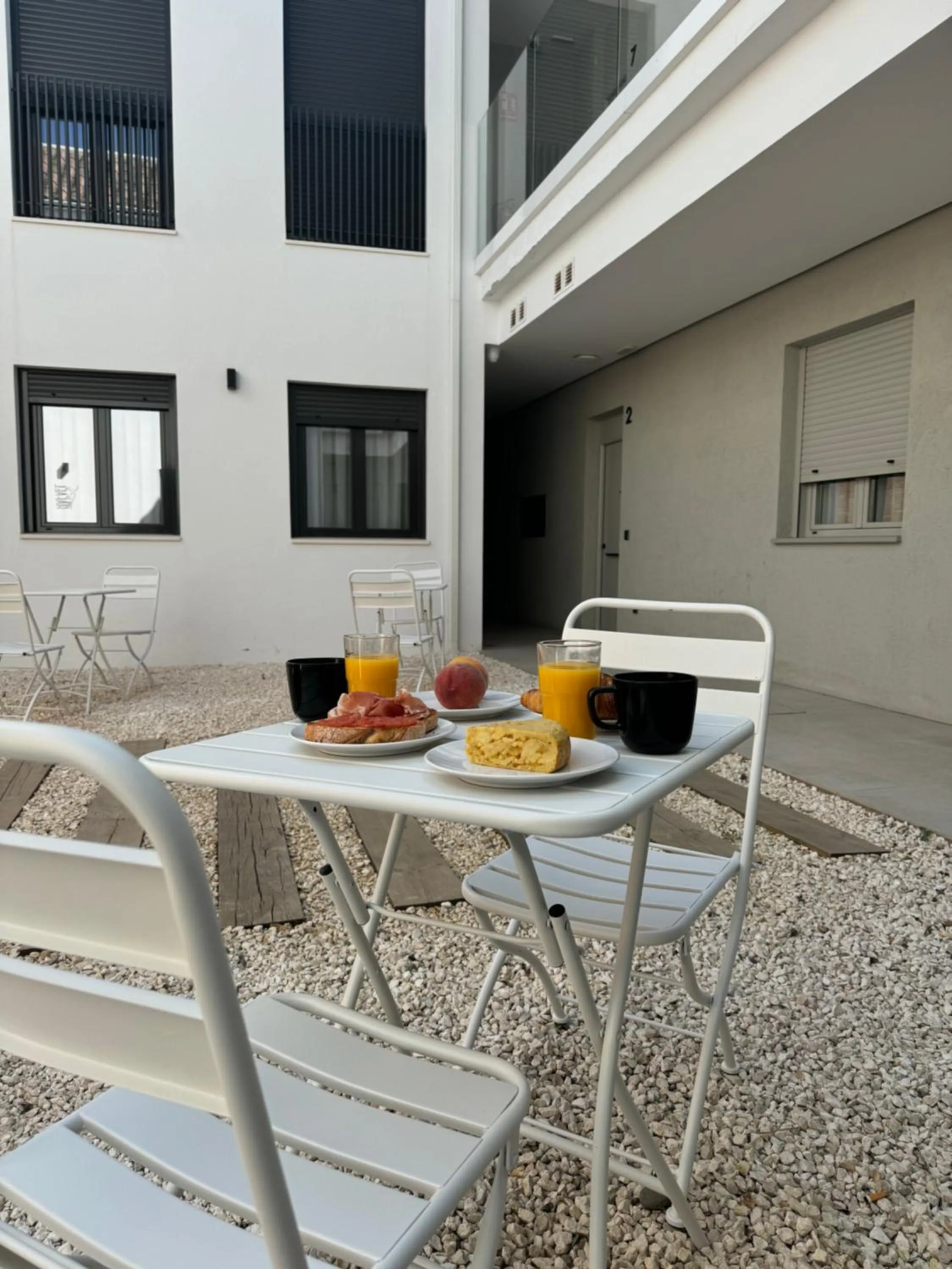 Patio in MEDINA HOMES PUENTE ROMANO