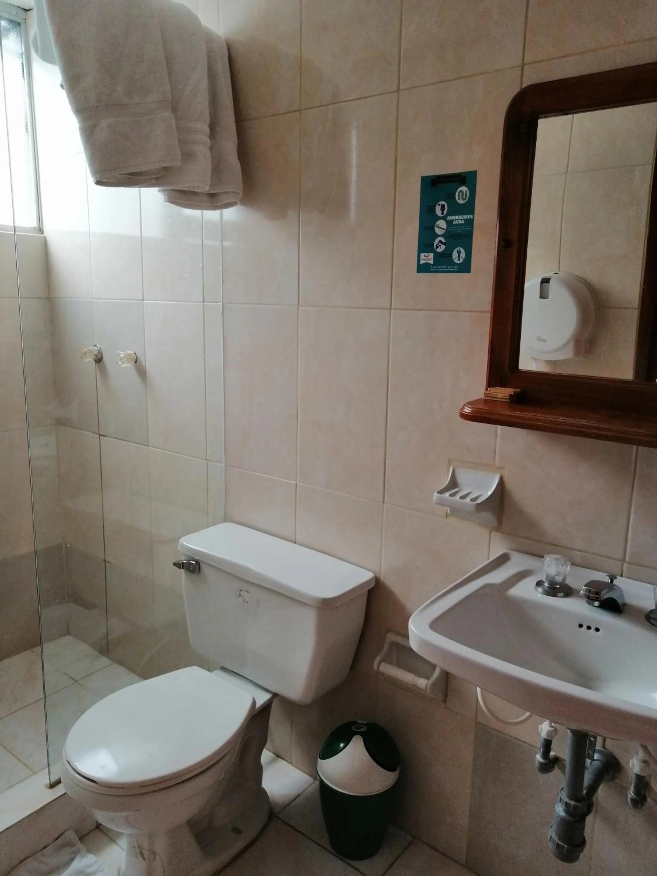 Bathroom in Hotel Casablanca Natural Spa