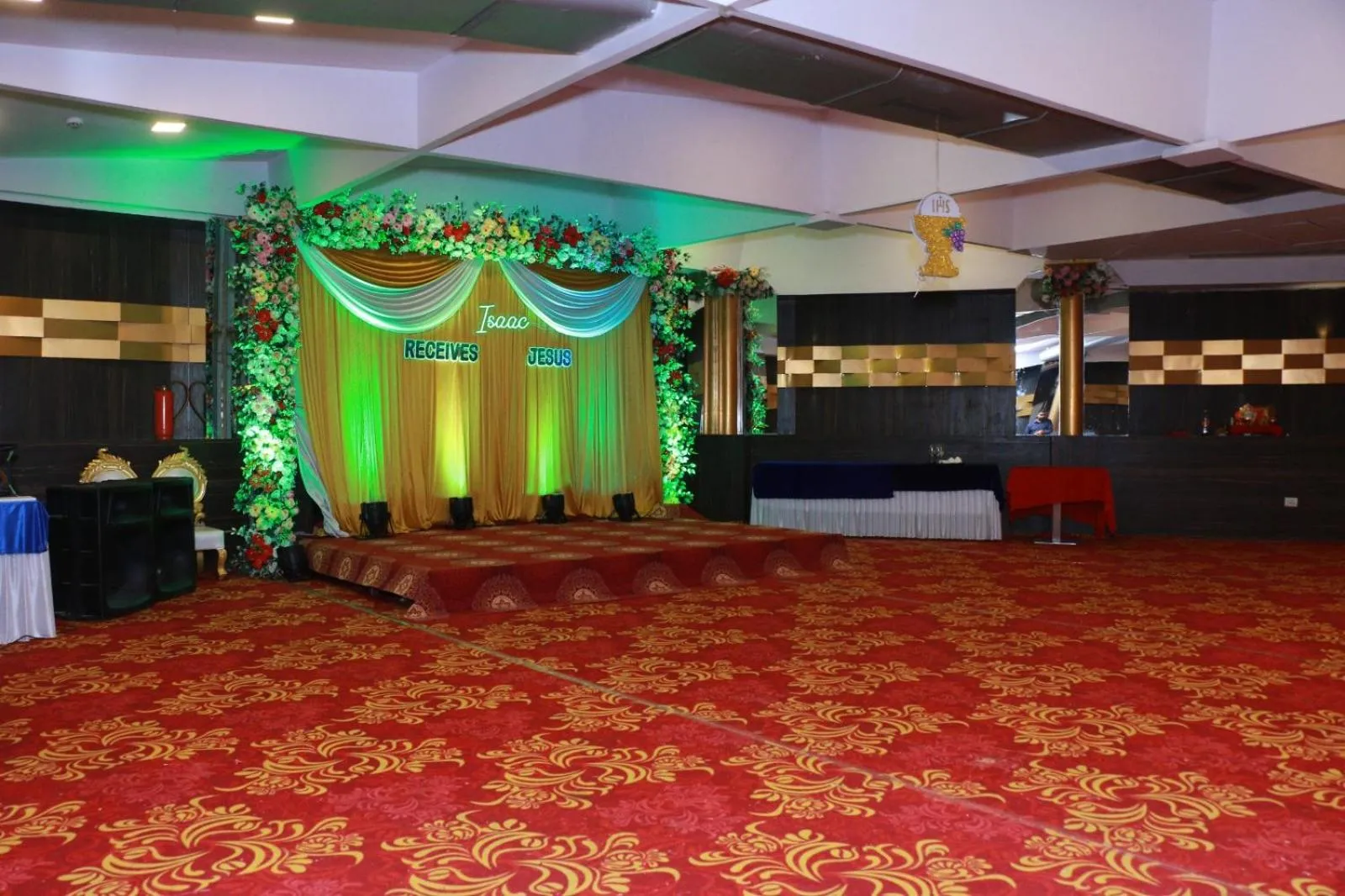 Banquet/Function facilities in Hotel Mumbai House Juhu, Santacruz West, Mumbai
