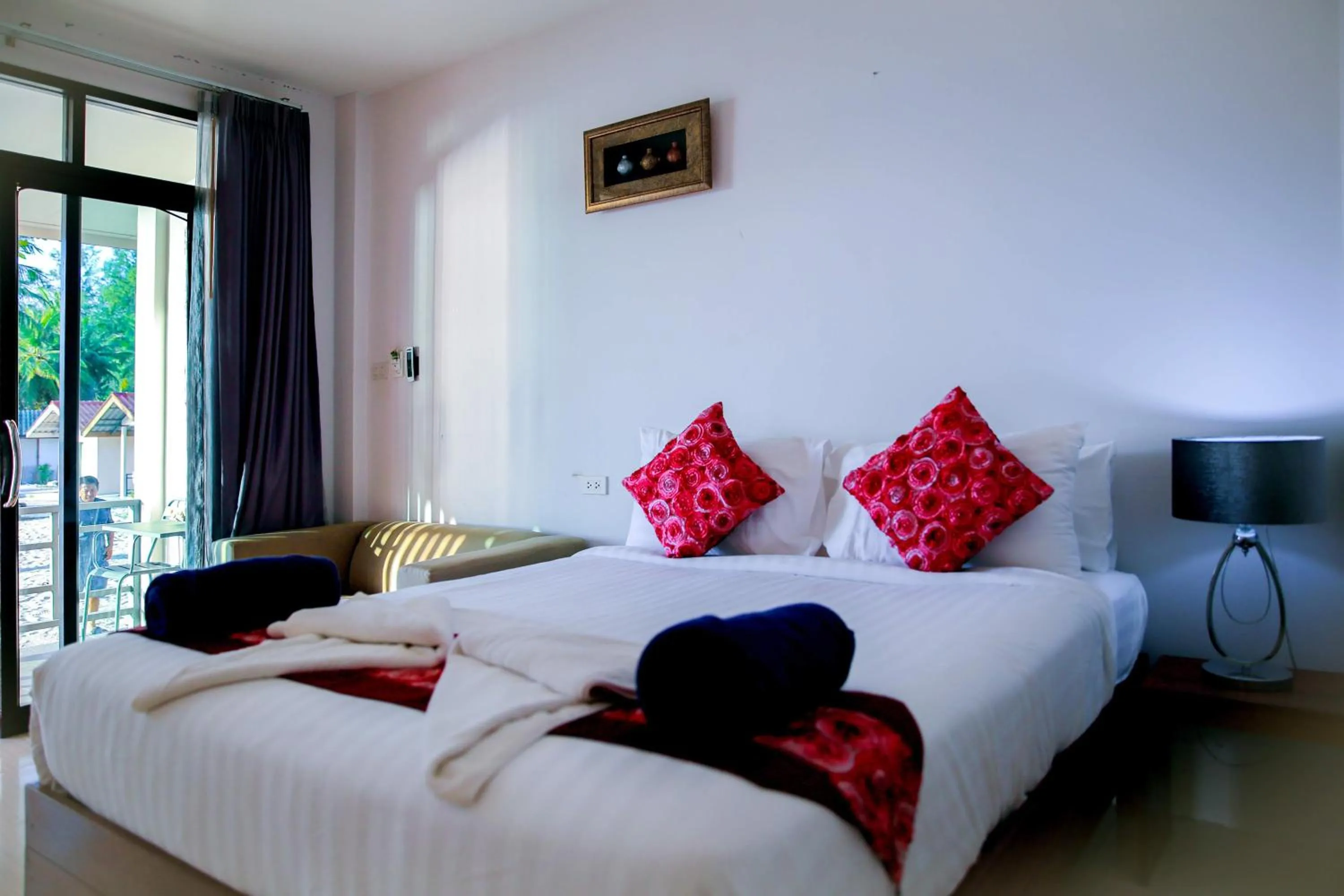 Bedroom, Bed in Laemson Resort