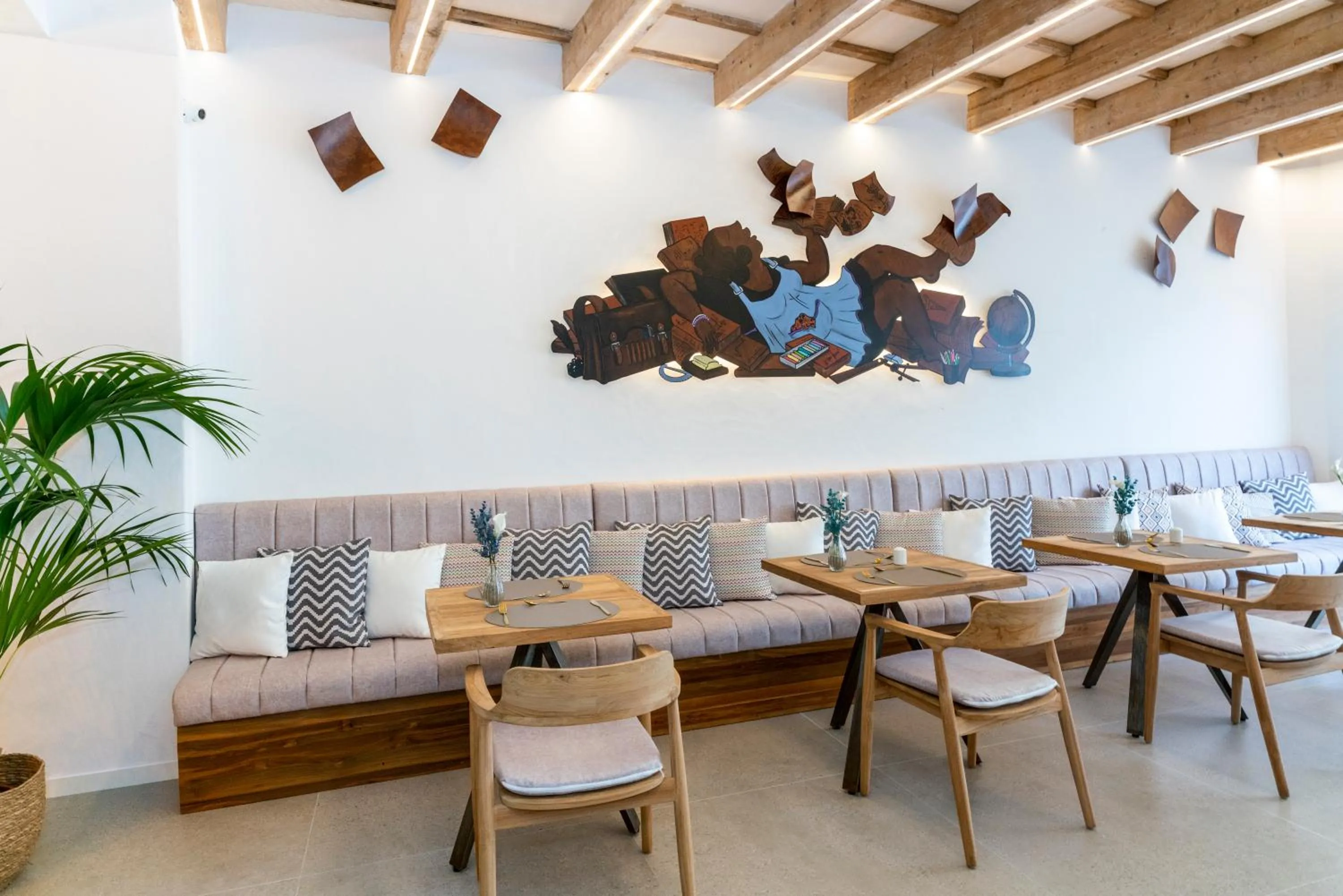 Restaurant/places to eat in Hotel S'Antiga Adults Only