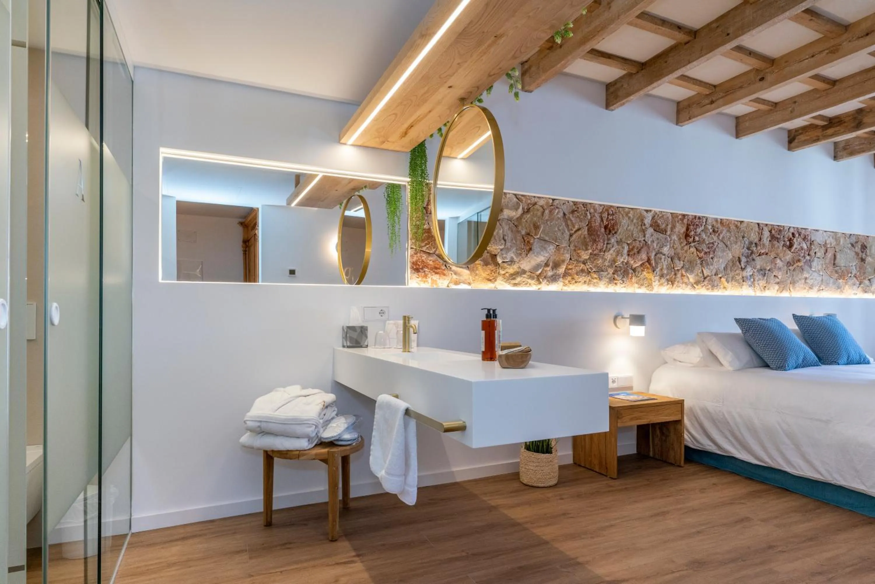 Bed in Hotel S'Antiga Adults Only