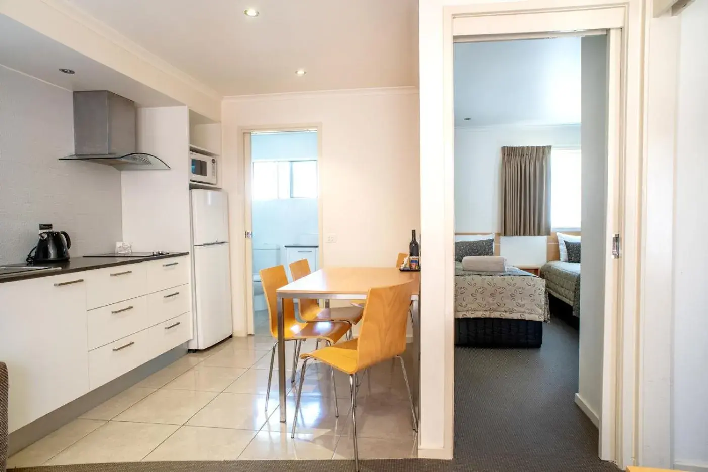 Two-Bedroom Apartment in Tea House Motor Inn Two-Bedroom Apartment in Tea House Motor Inn