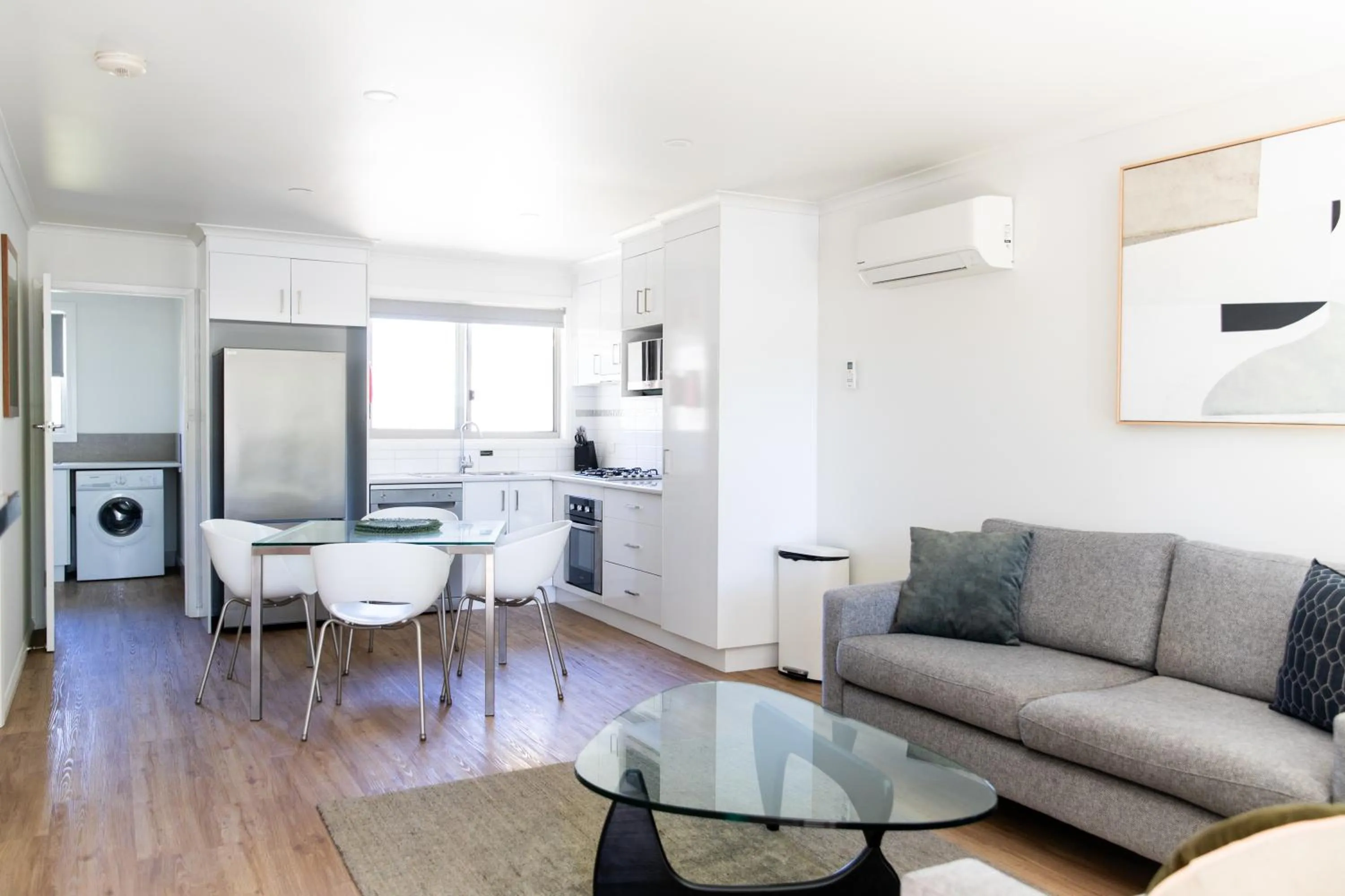 Living room in Tea House Motor Inn