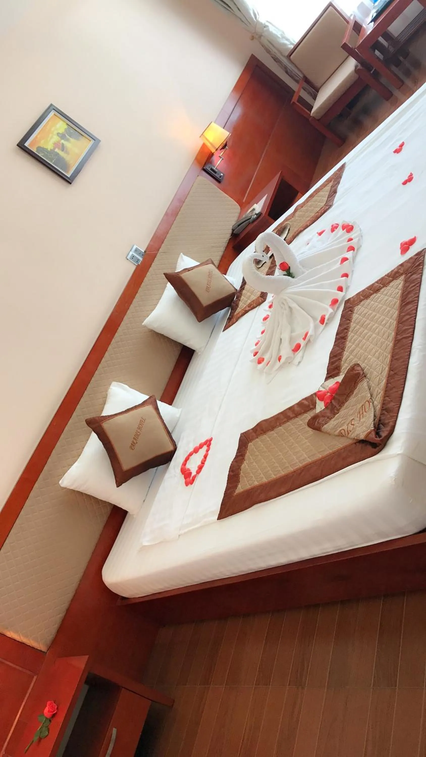 Bed in Paradis Hotel