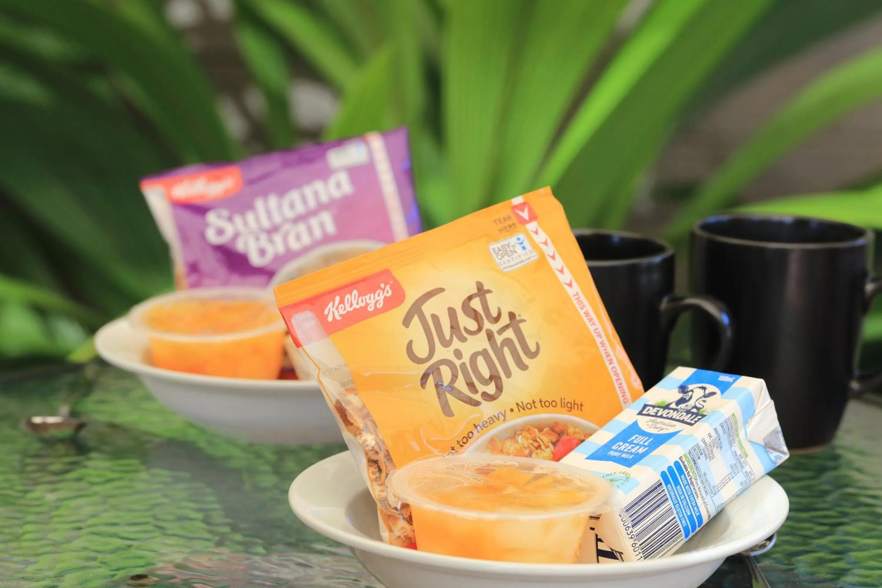 Breakfast in Motel 707