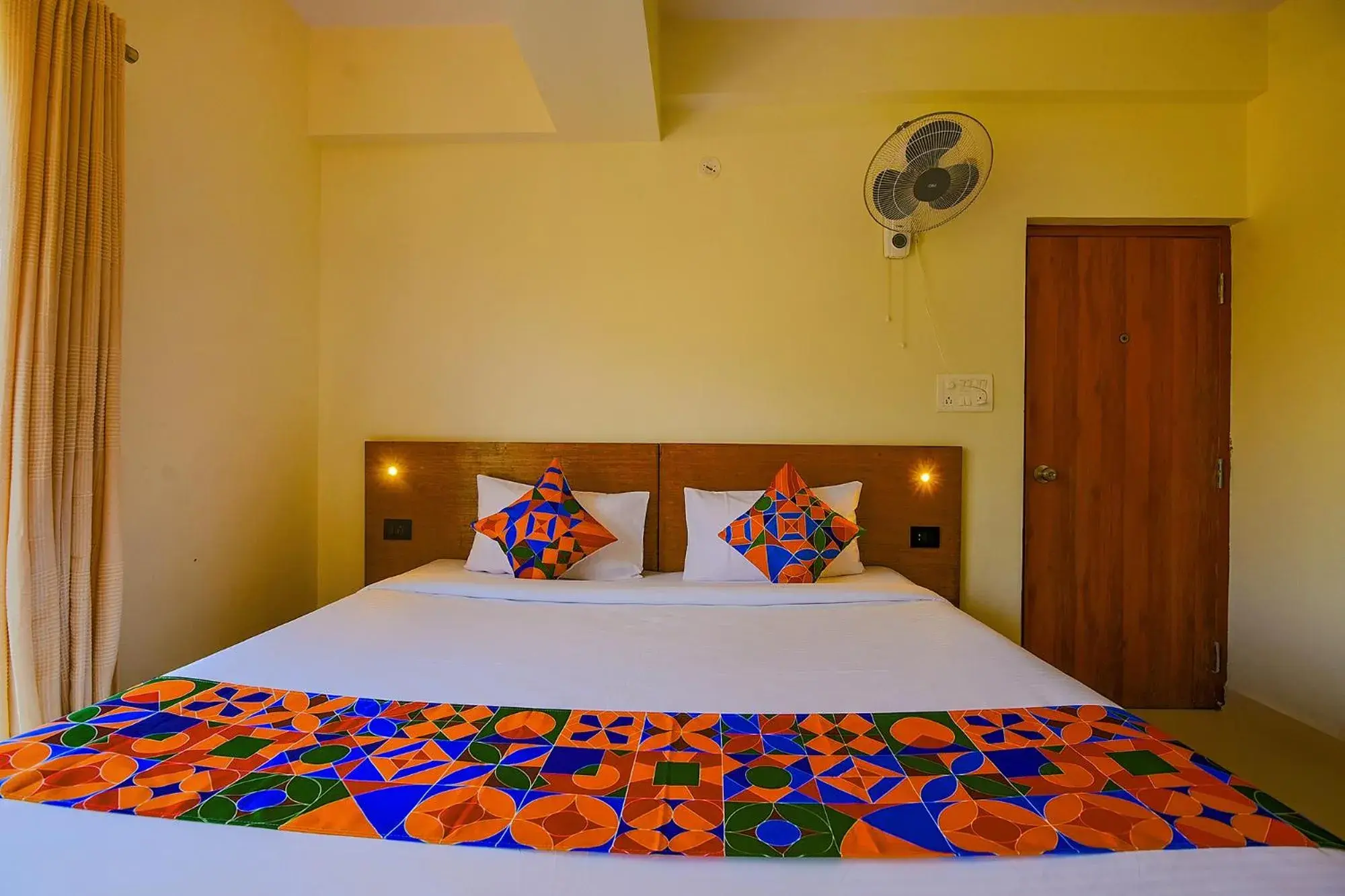 Bed in FabHotel GR Lake View - BTM Layout Bed in FabHotel GR Lake View - BTM Layout