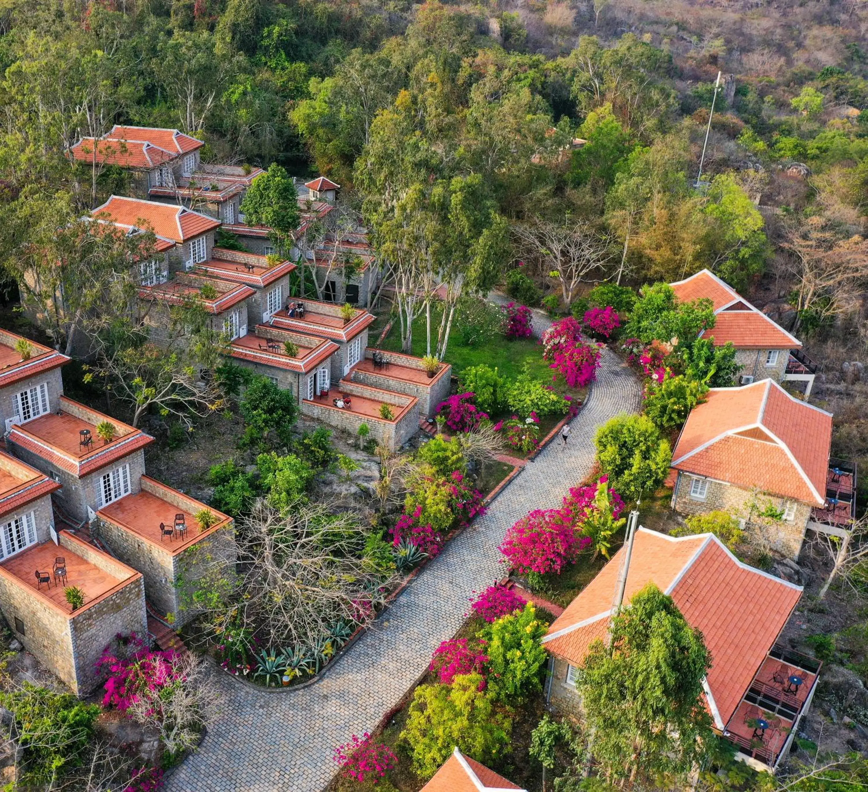 Property building in Victoria Nui Sam Lodge Property building in Victoria Nui Sam Lodge