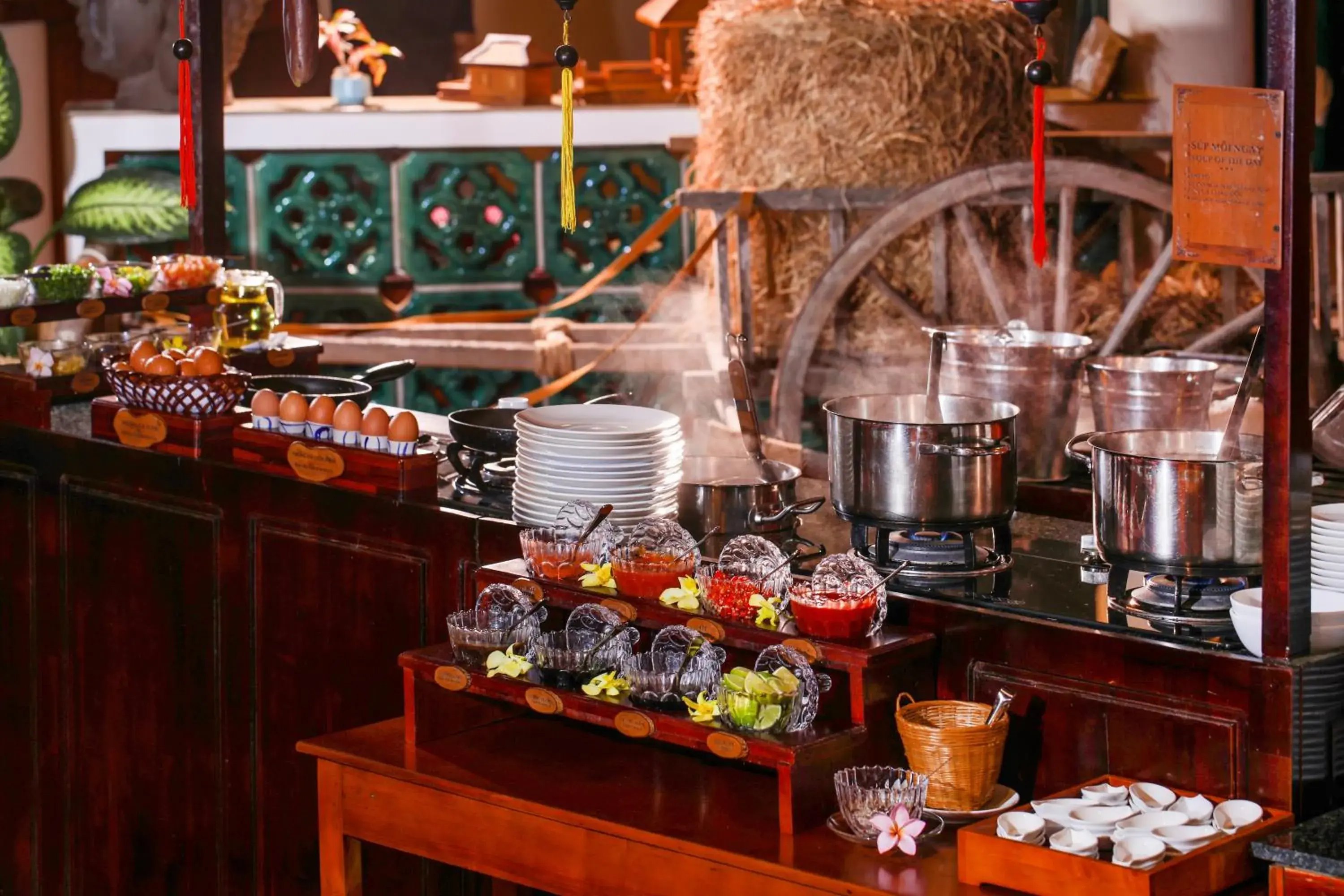 Breakfast in Victoria Nui Sam Lodge Breakfast in Victoria Nui Sam Lodge