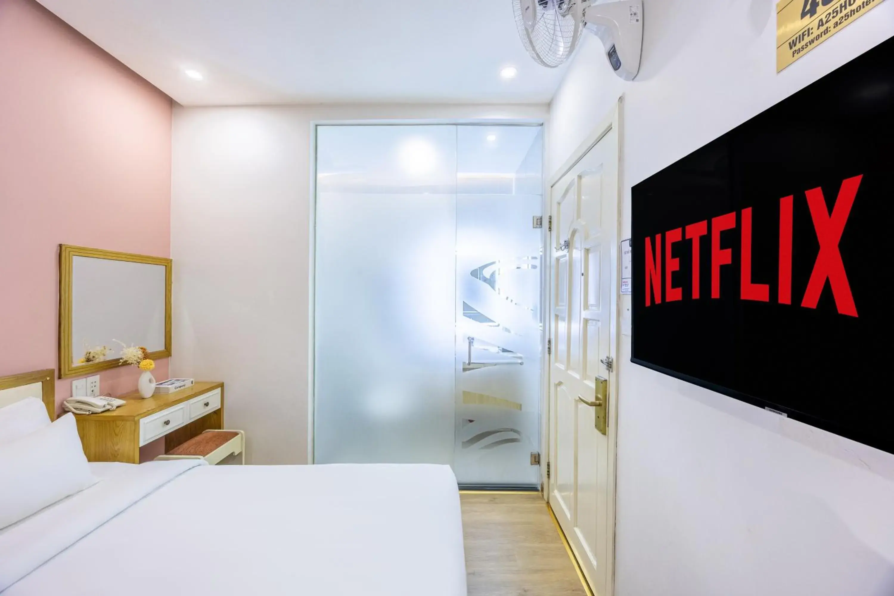 Bed in A25 Hotel - 75 Lê Thị Hồng Gấm Bed in A25 Hotel - 75 Lê Thị Hồng Gấm