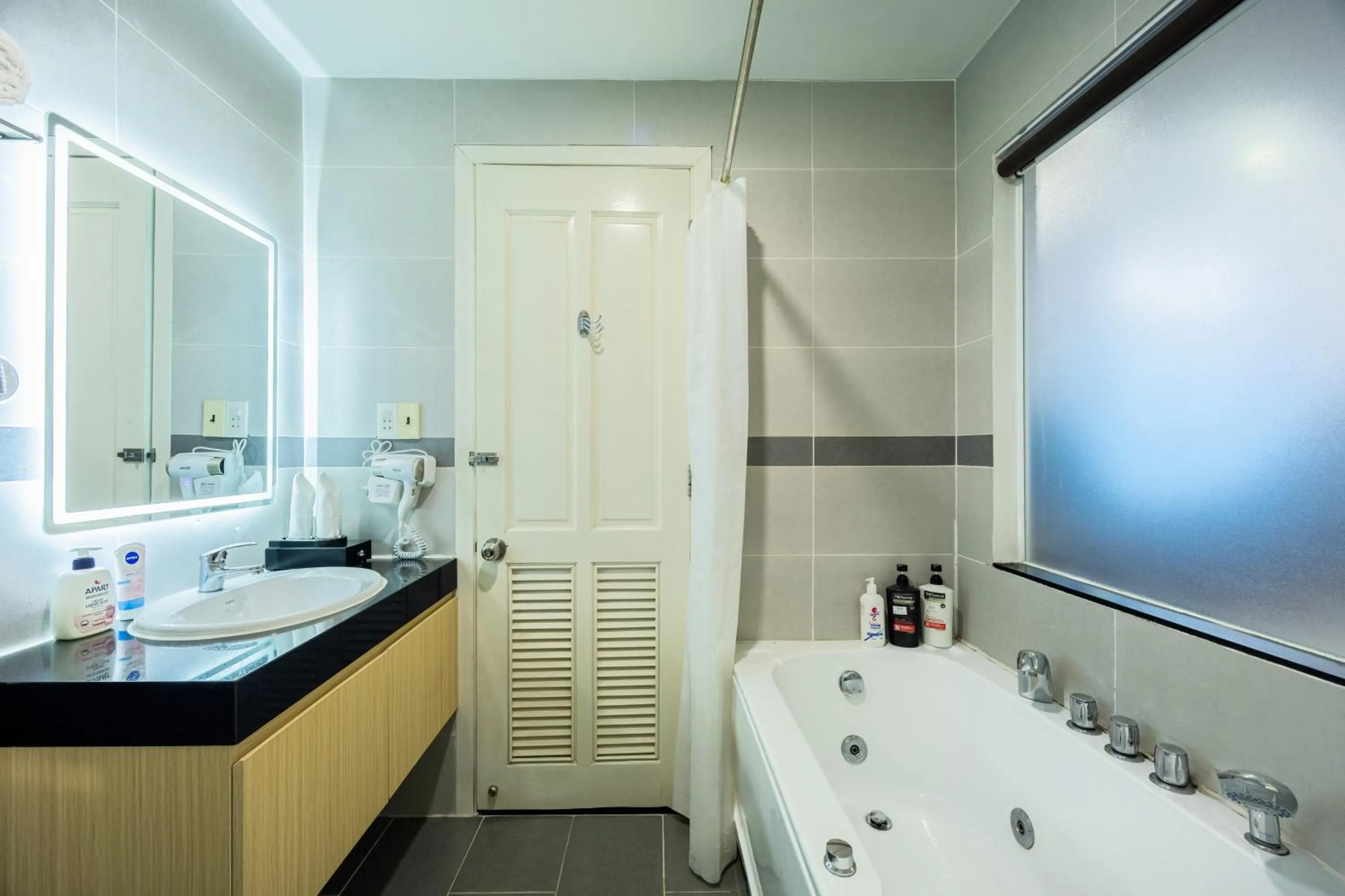 A25 Hotel - 75 Lê Thị Hồng Gấm