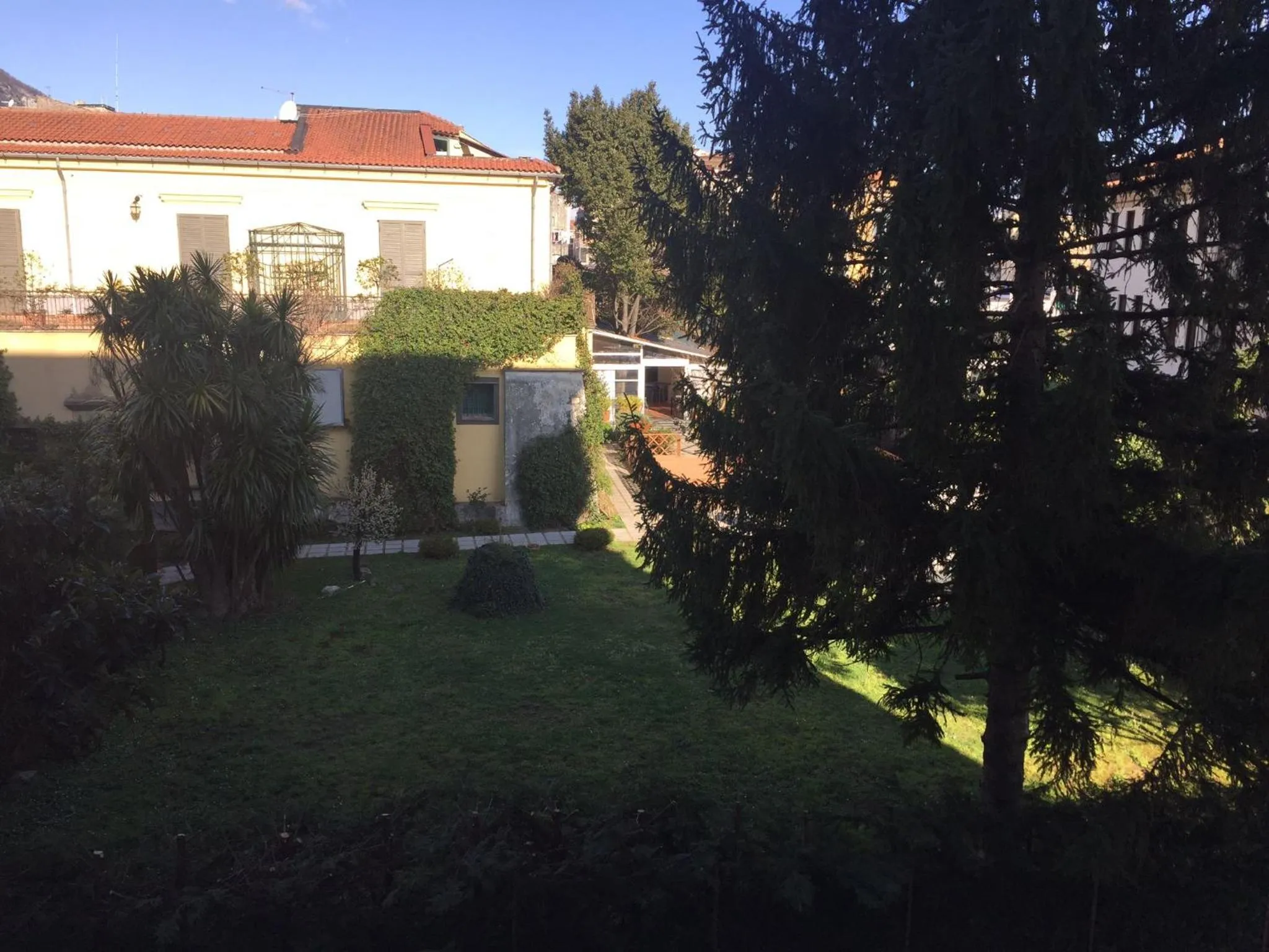 Inner courtyard view in Borgo 40