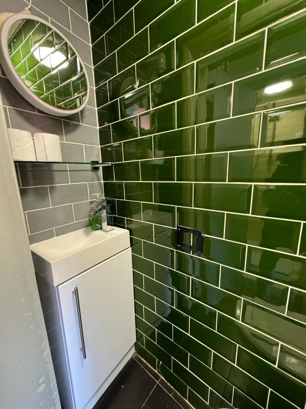 Bathroom in ND Hotel - Hyde Park