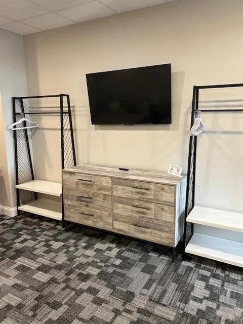 Bed in Inn at Elijah McLean's