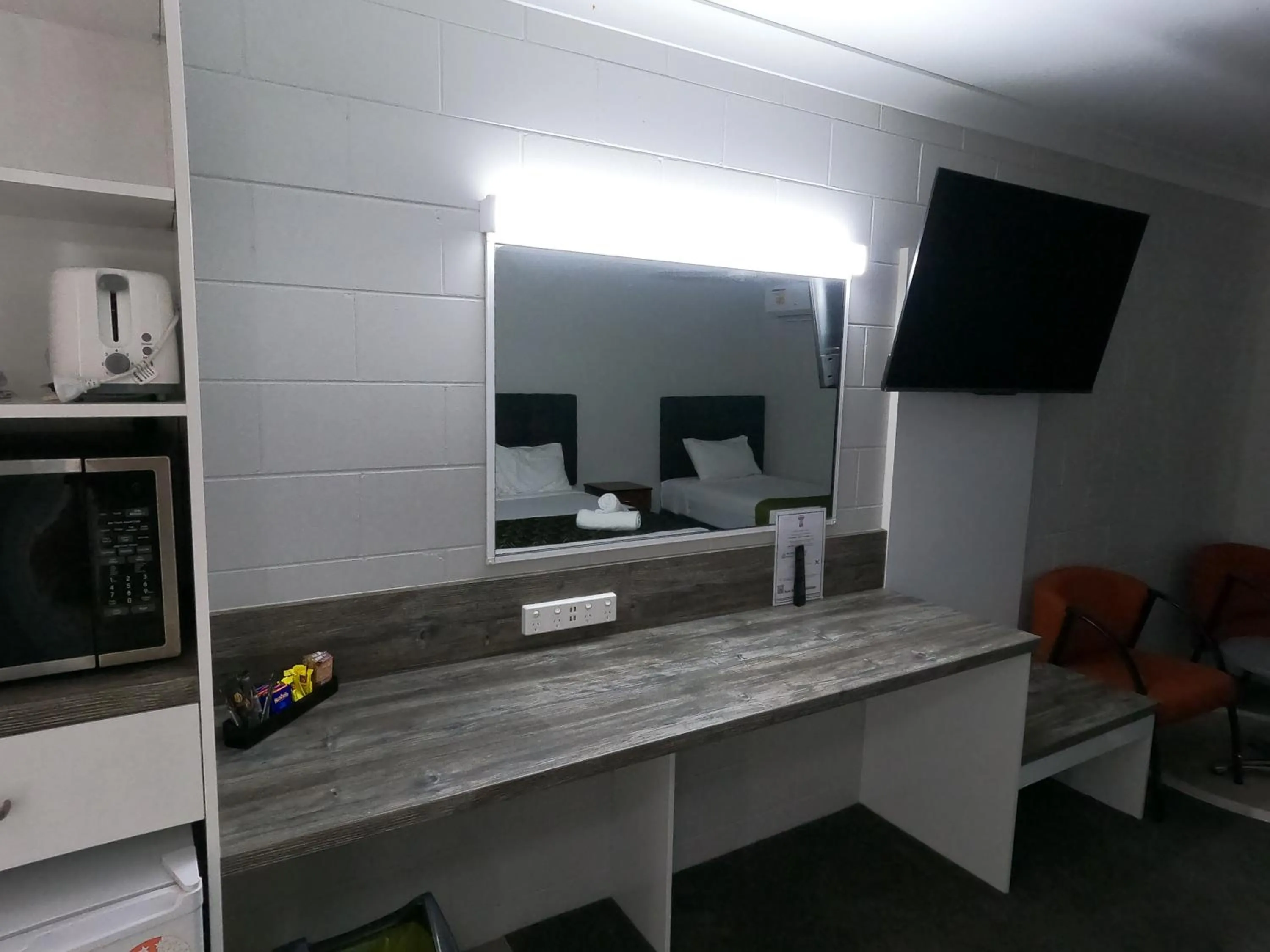 Coffee/tea facilities in Monte Carlo Motor Inn