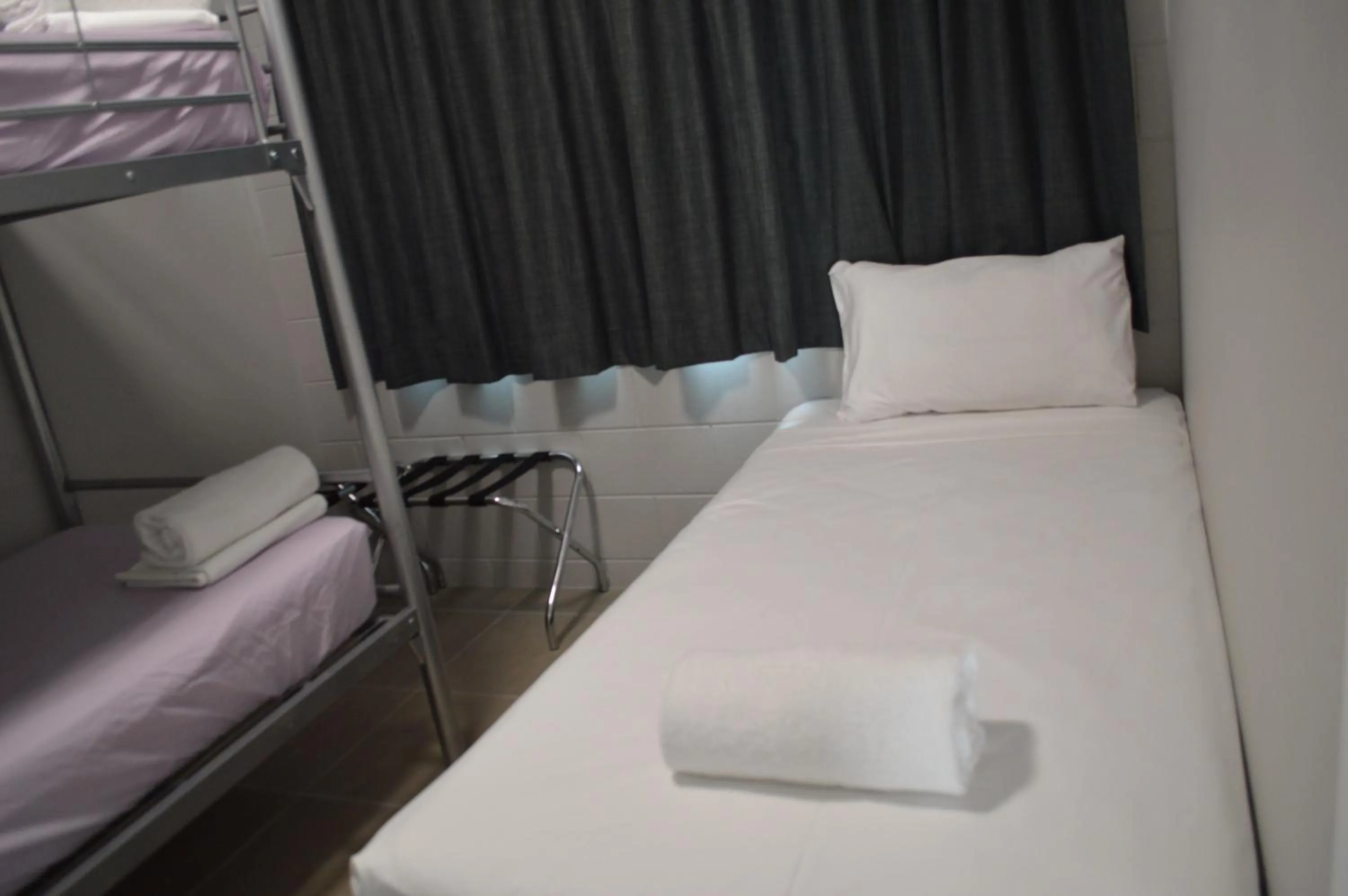 Bedroom, Bed in Monte Carlo Motor Inn