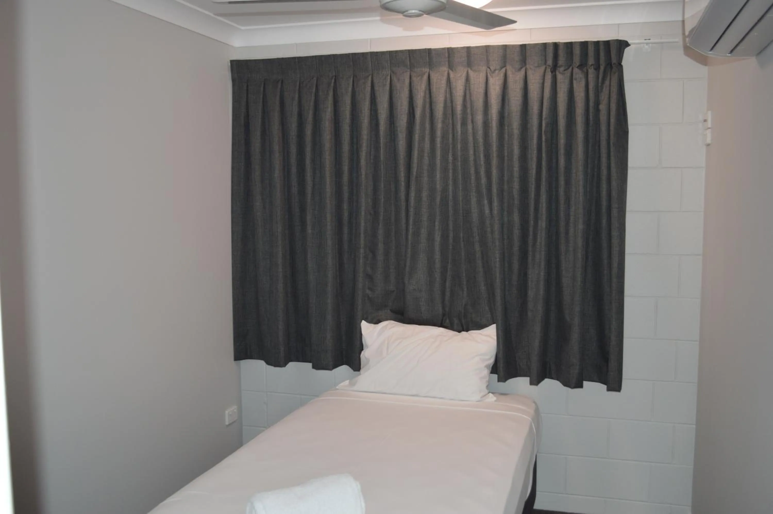 Bed in Monte Carlo Motor Inn