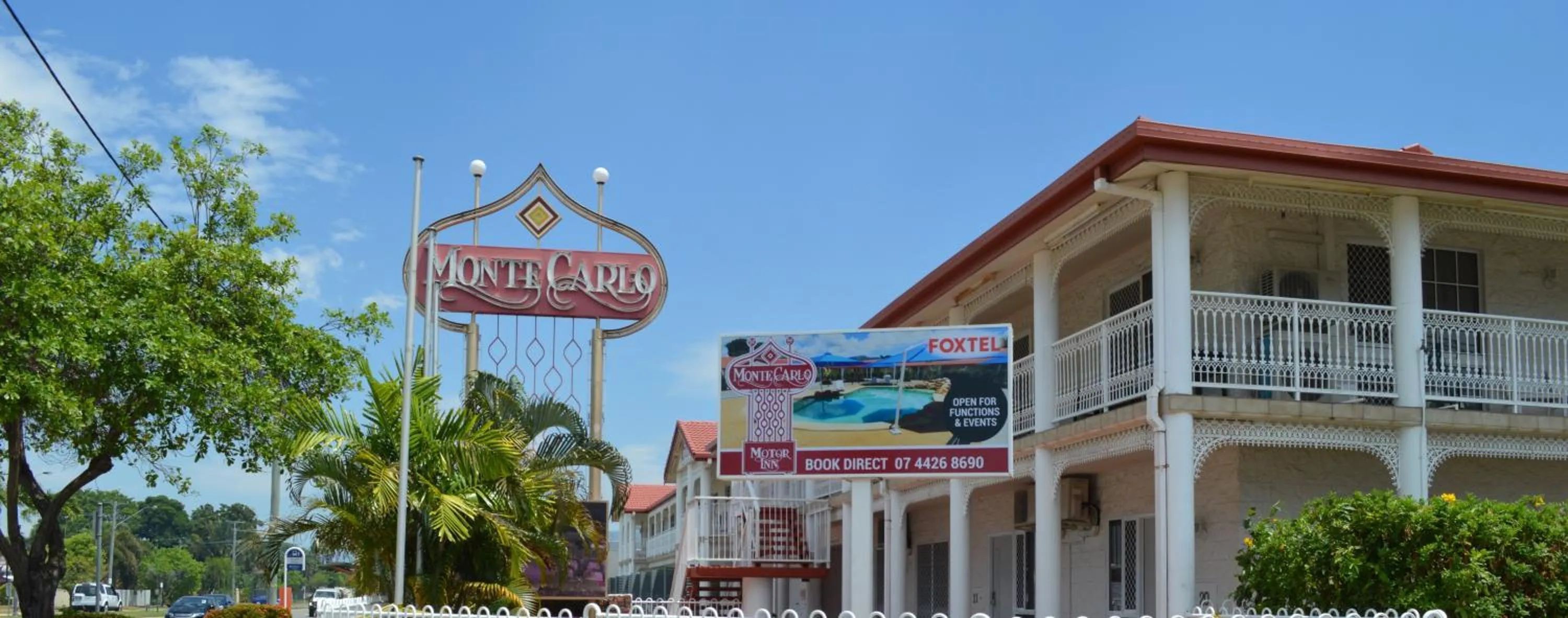 Property building in Monte Carlo Motor Inn