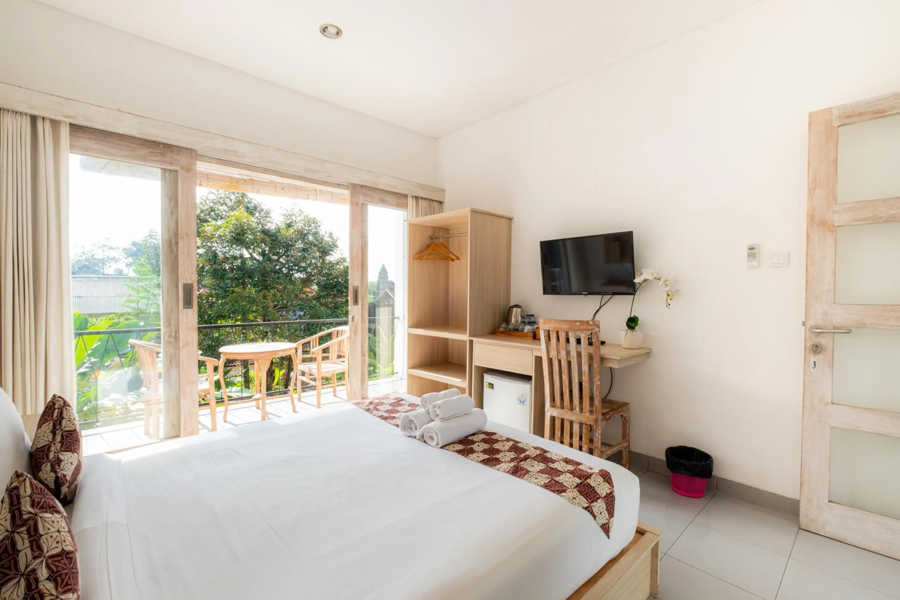 TV and multimedia, Bed in Suweta Homestay with Private Pool by Supala