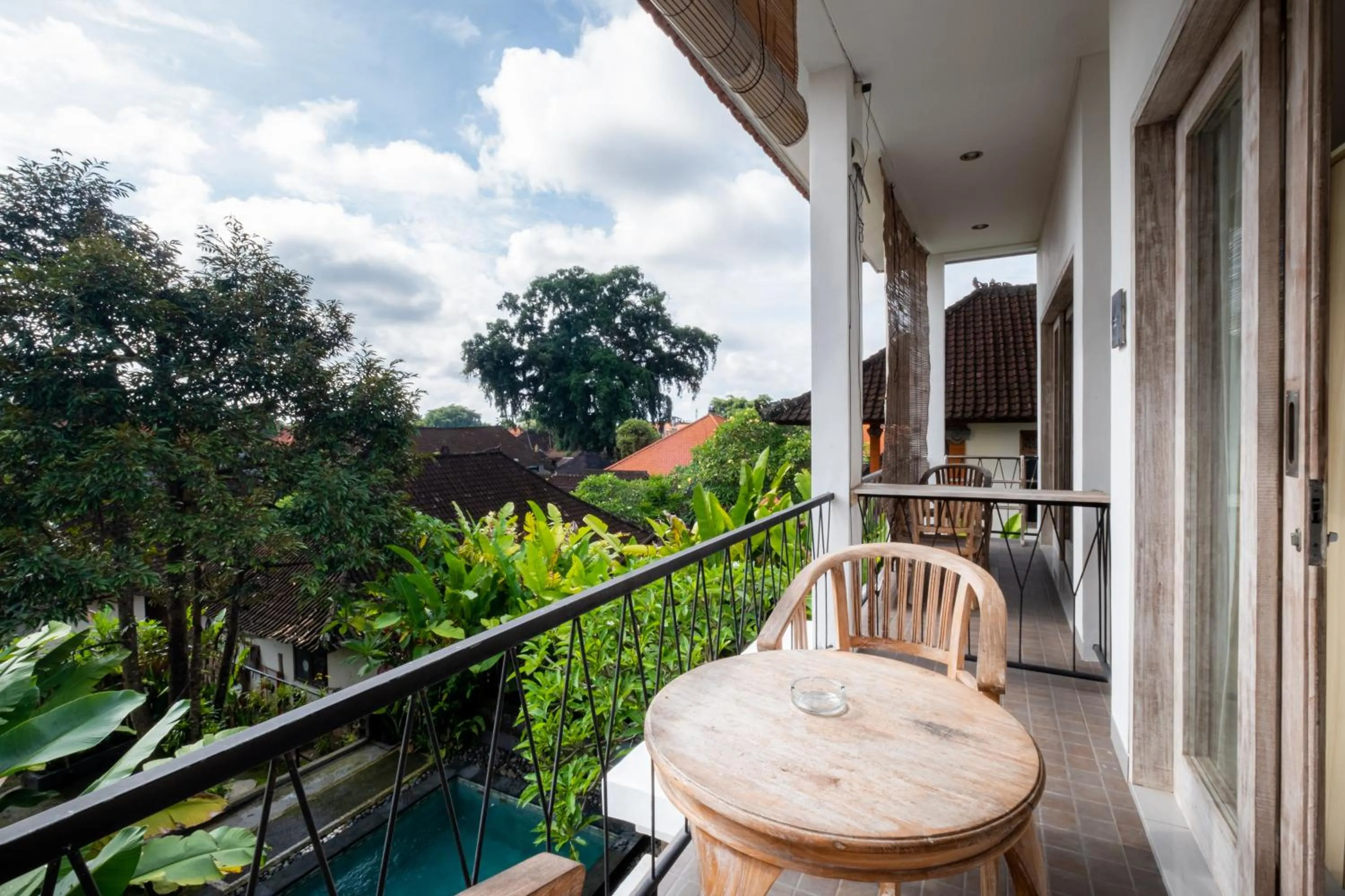 Balcony/Terrace in Suweta Homestay with Private Pool by Supala