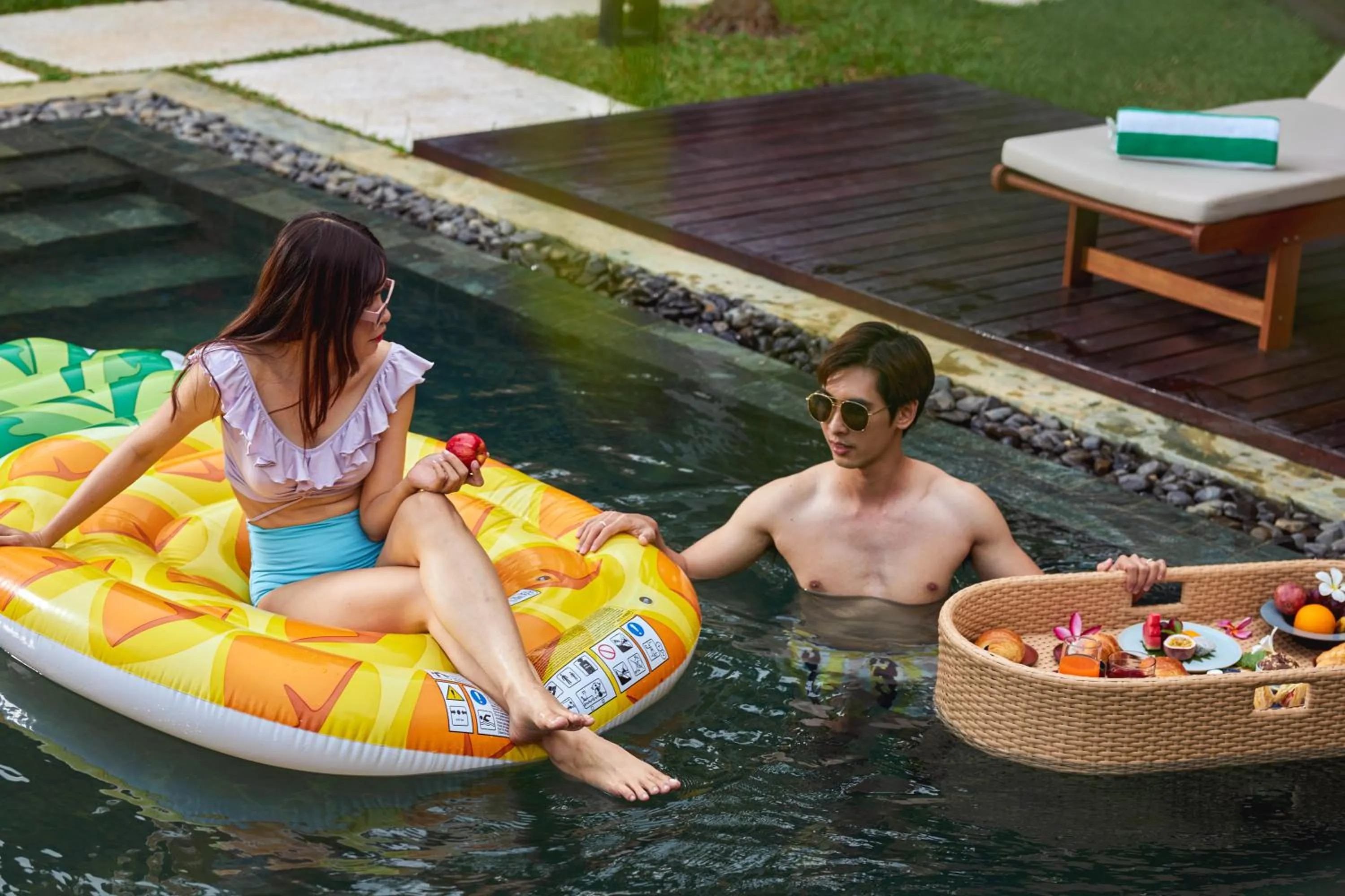 Swimming pool in Angkor Green Gardens by Dara