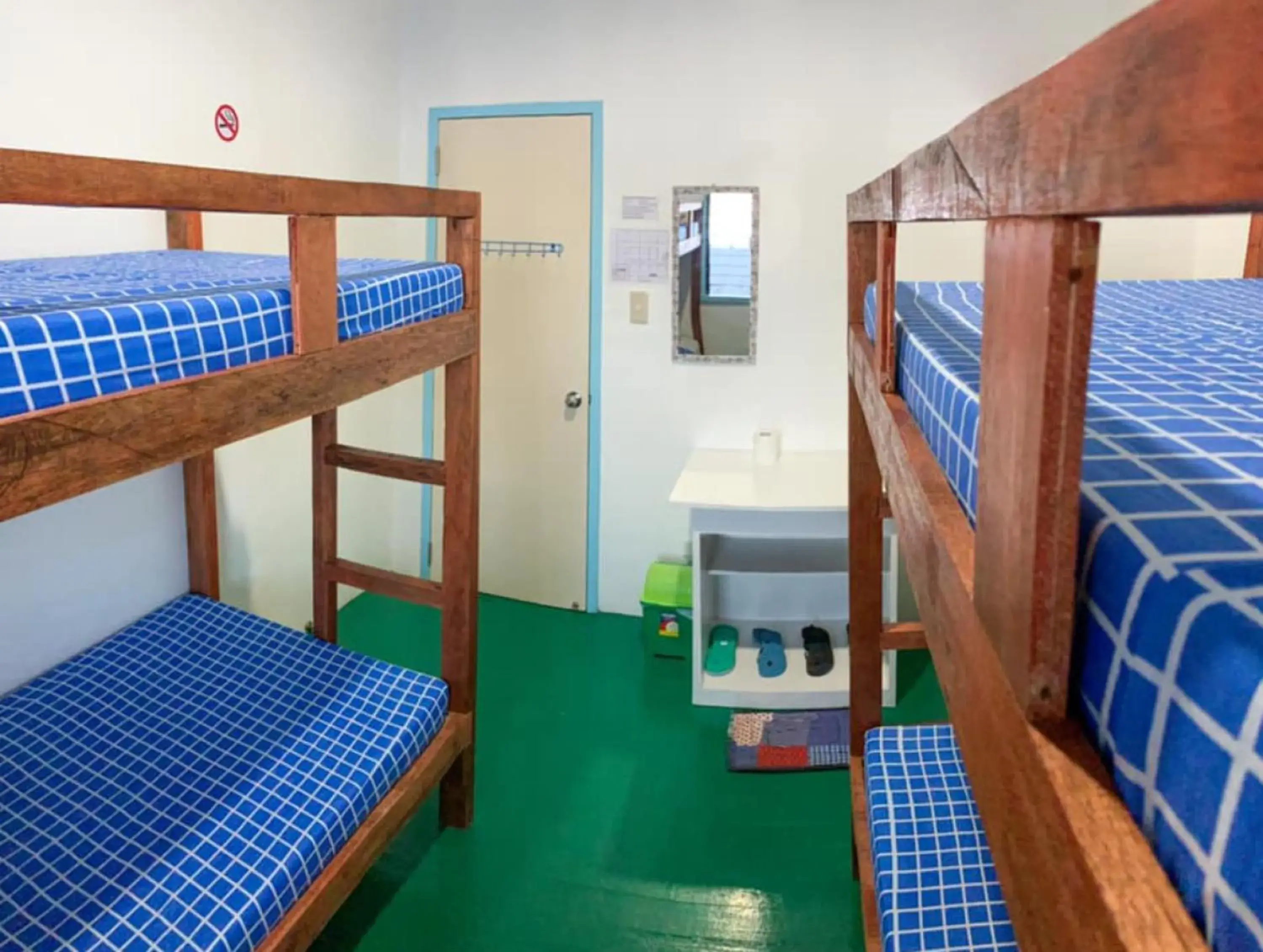 Bunk Bed in Mixed Dormitory Room in RedDoorz Hostel @ Popoy's Backpackers Mati Bunk Bed in Mixed Dormitory Room in RedDoorz Hostel @ Popoy's Backpackers Mati