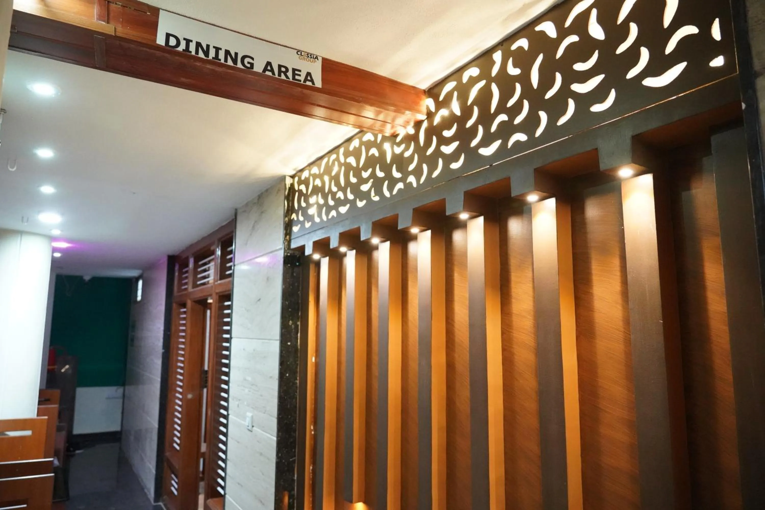 Restaurant/places to eat in Classia Suites