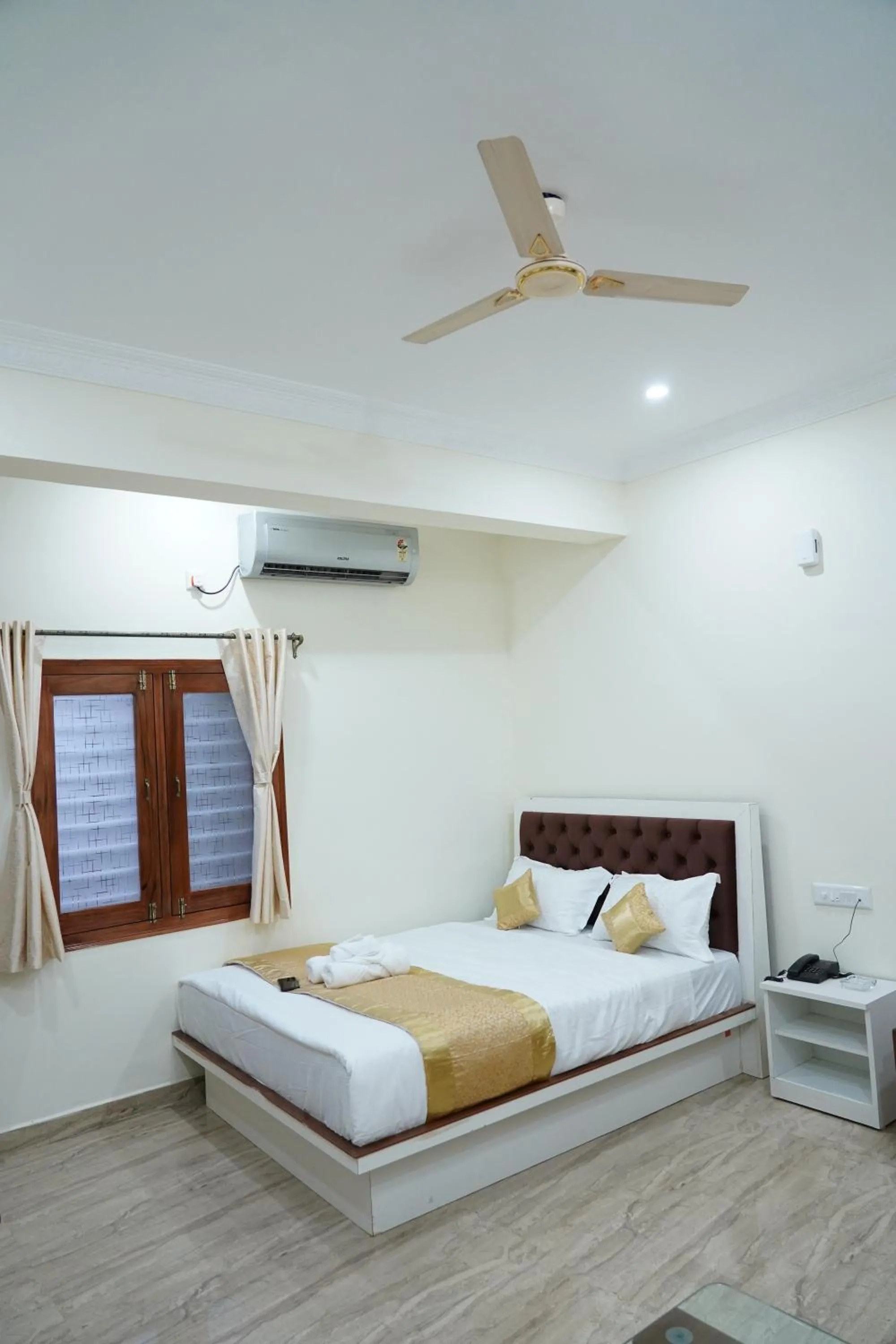 Photo of the whole room in Classia Suites