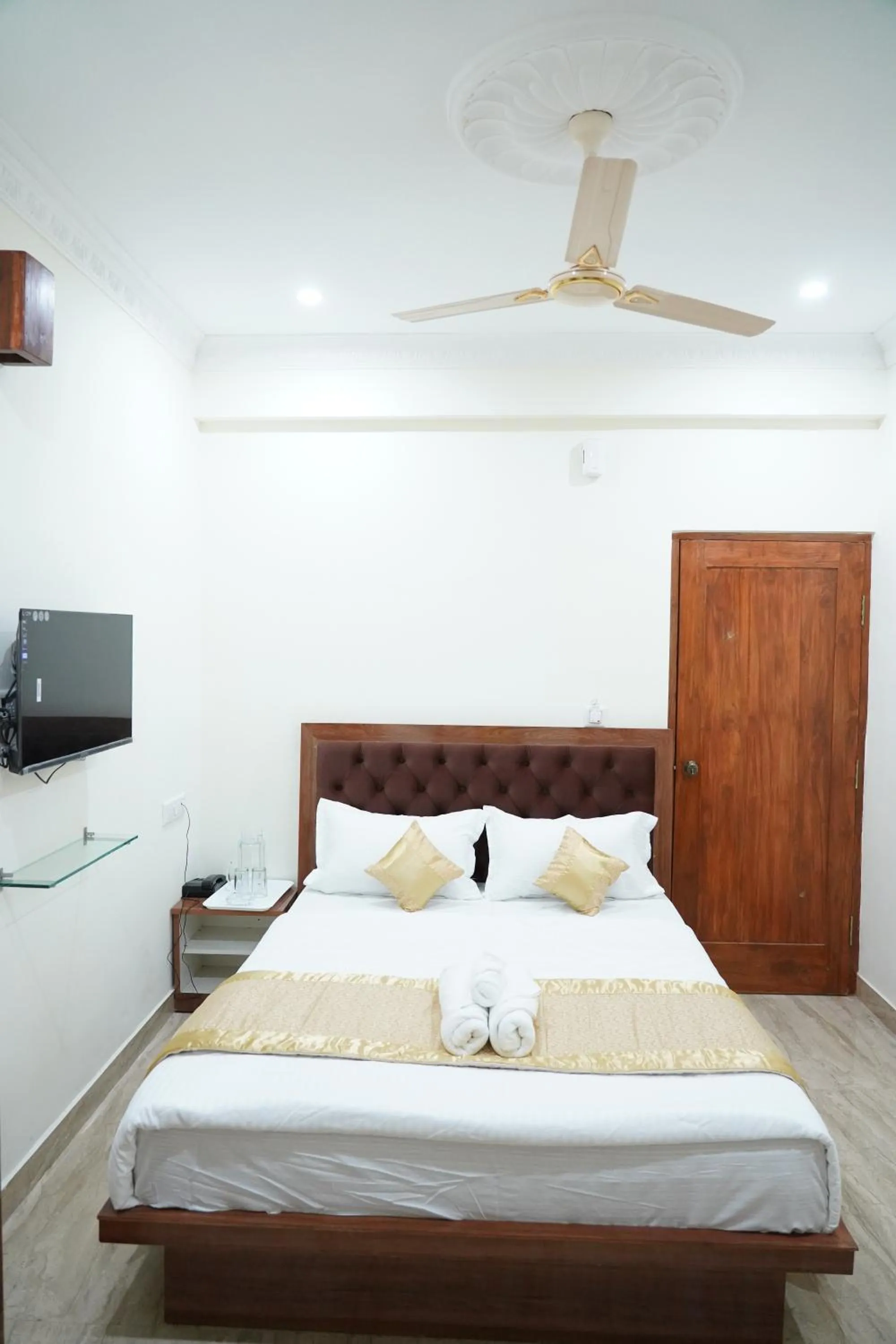 Photo of the whole room in Classia Suites