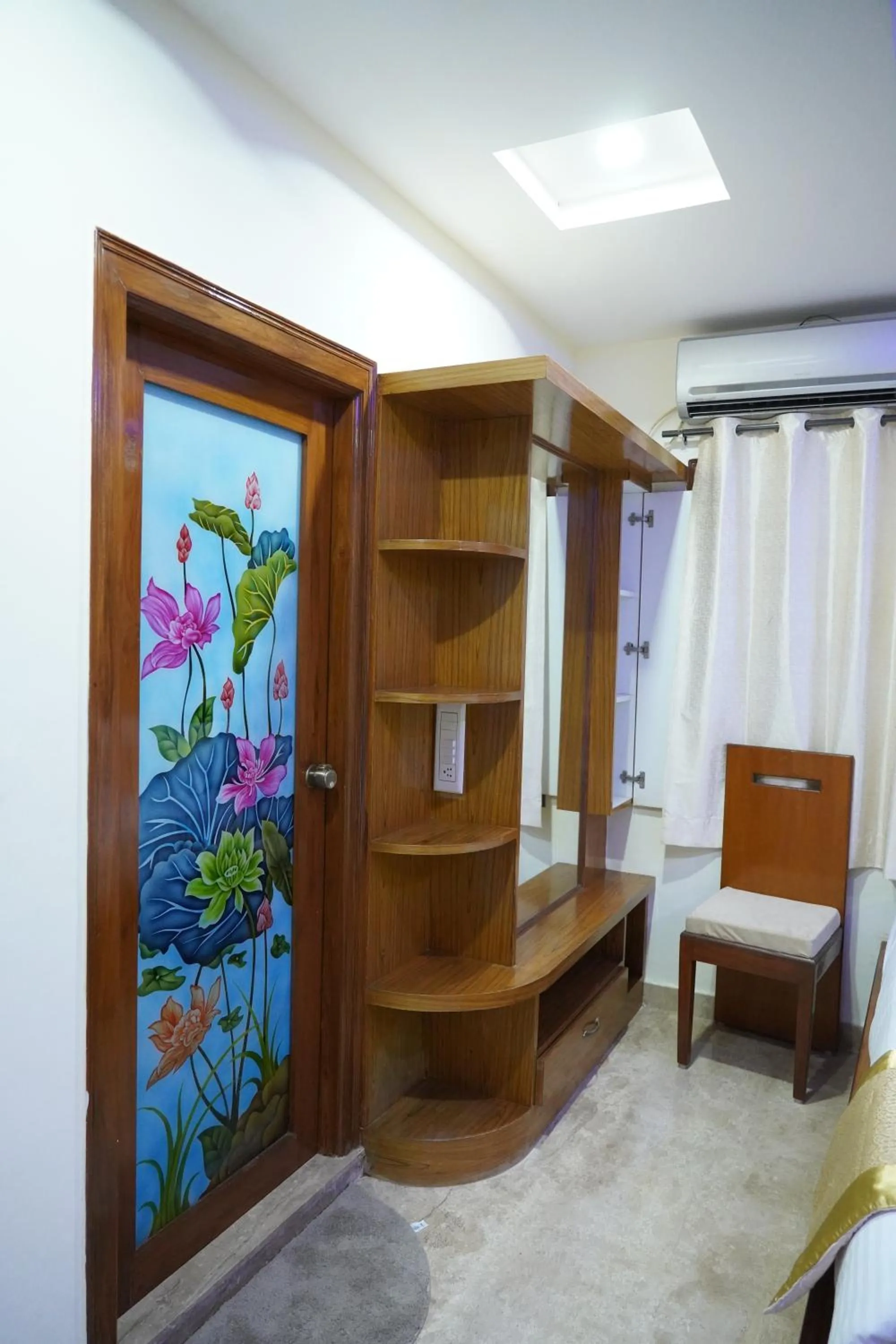 Photo of the whole room in Classia Suites