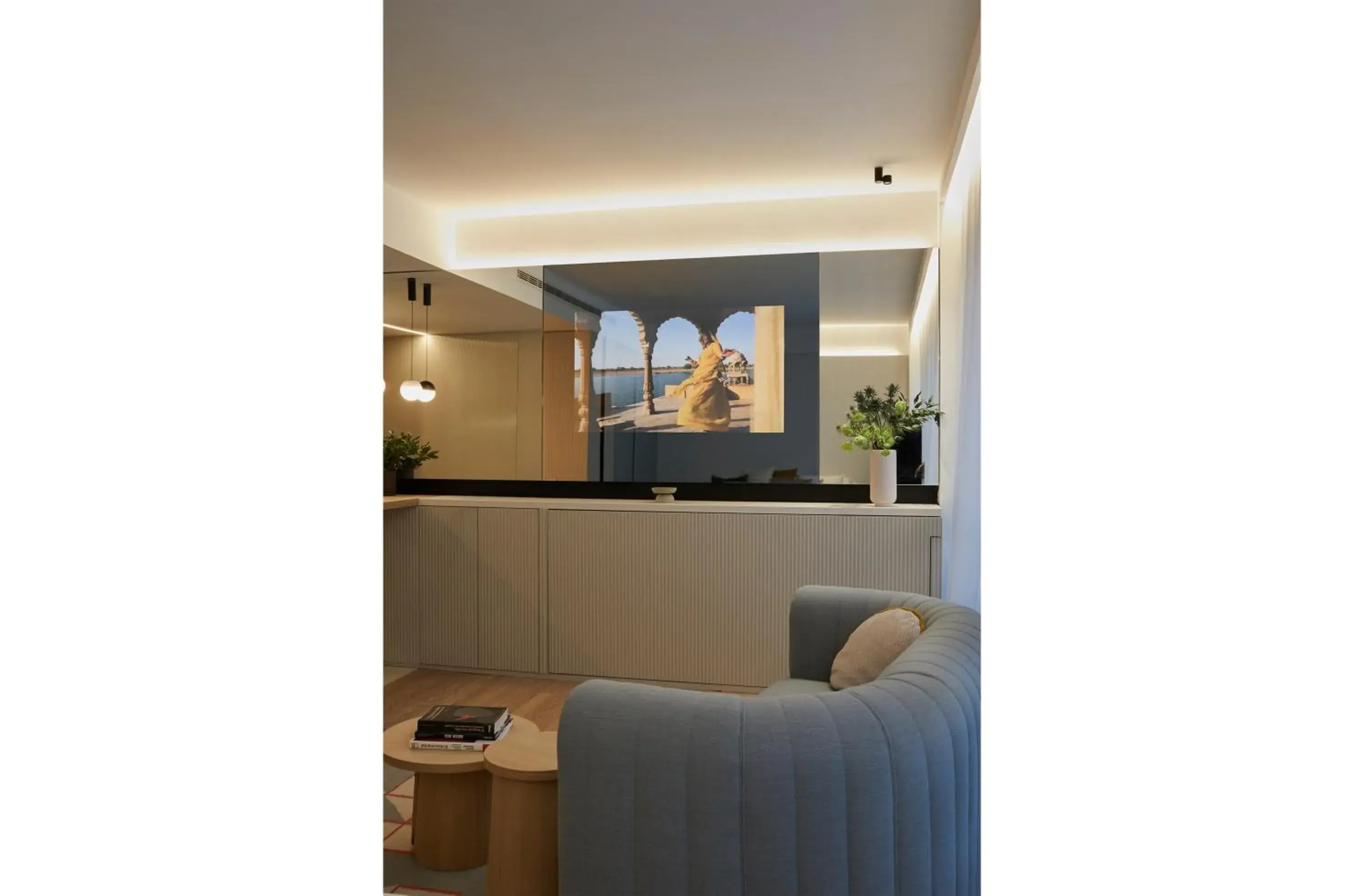 60 Balconies Iconic 60 Balconies Iconic