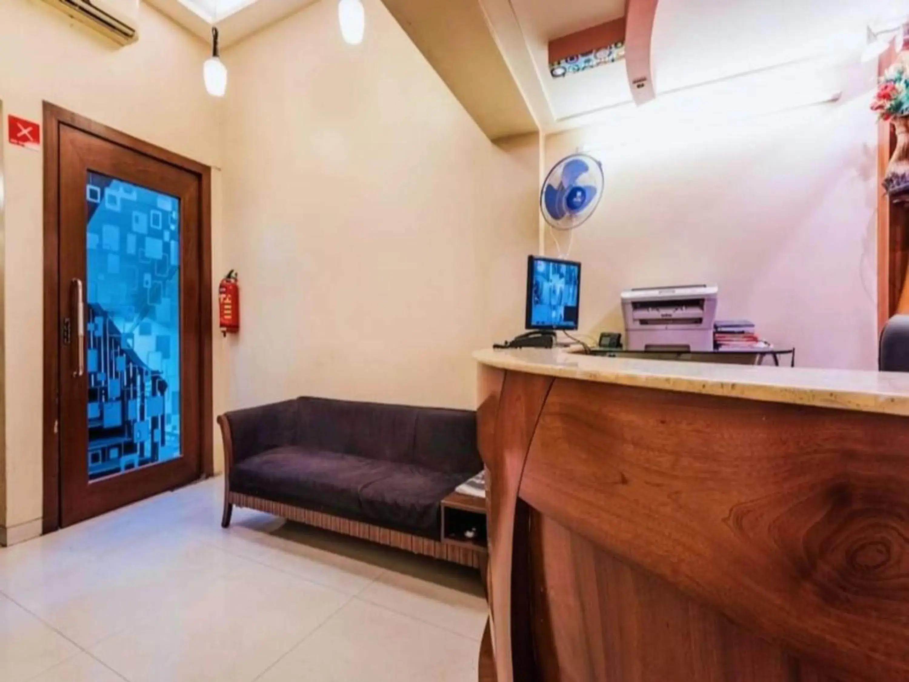 Lobby or reception in Hotel Broadway Colaba Lobby or reception in Hotel Broadway Colaba