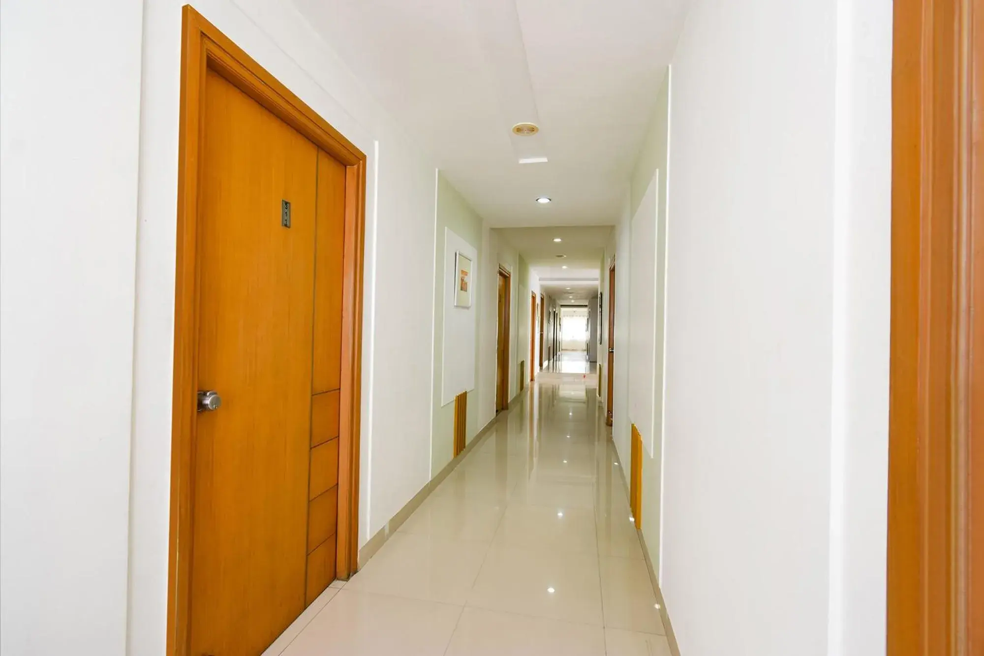 Lobby or reception in FabHotel A&M - Nr LV Prasad Institute, Banjara Hills Lobby or reception in FabHotel A&M - Nr LV Prasad Institute, Banjara Hills