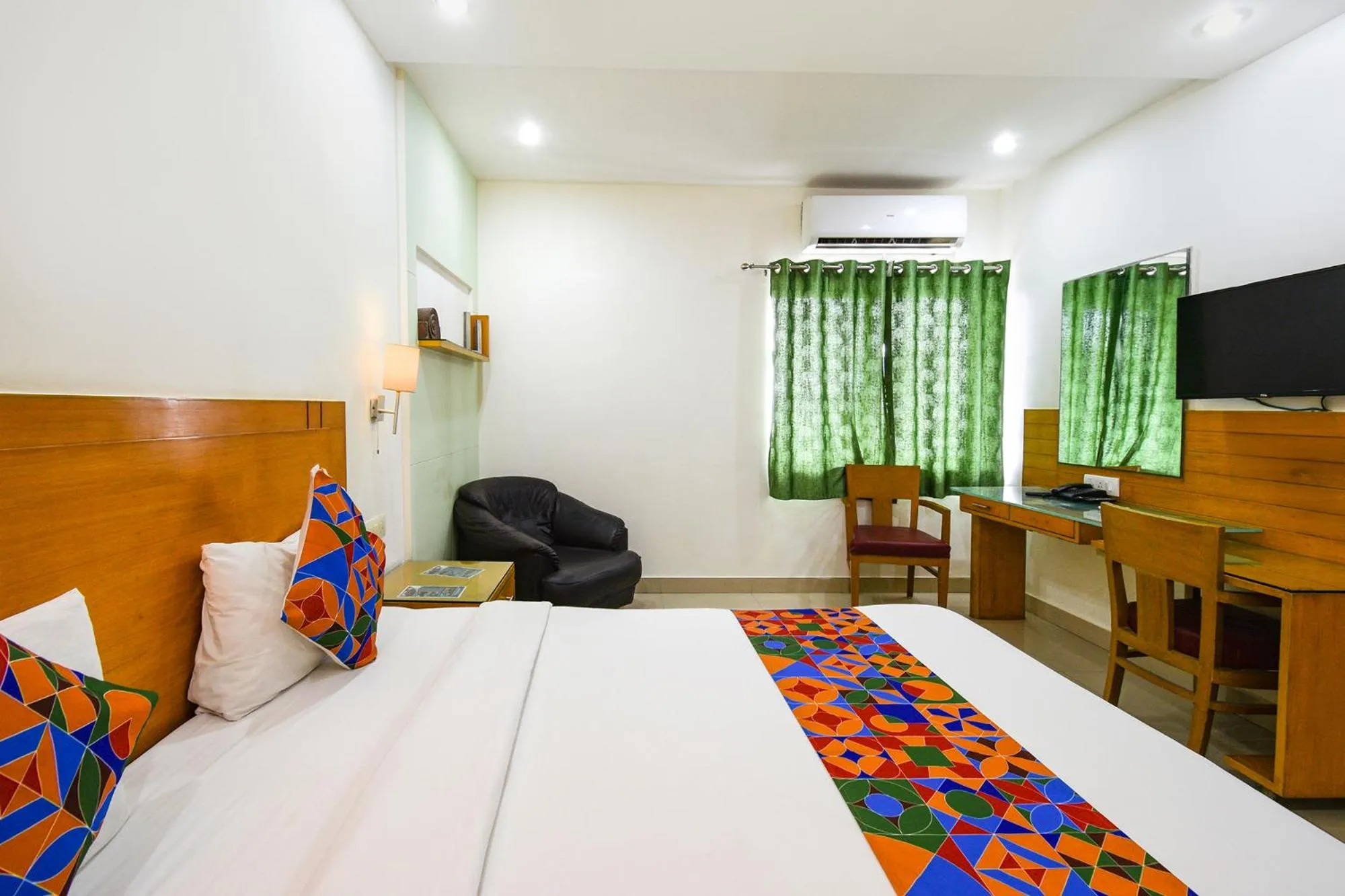 Bed in FabHotel A&M - Nr LV Prasad Institute, Banjara Hills