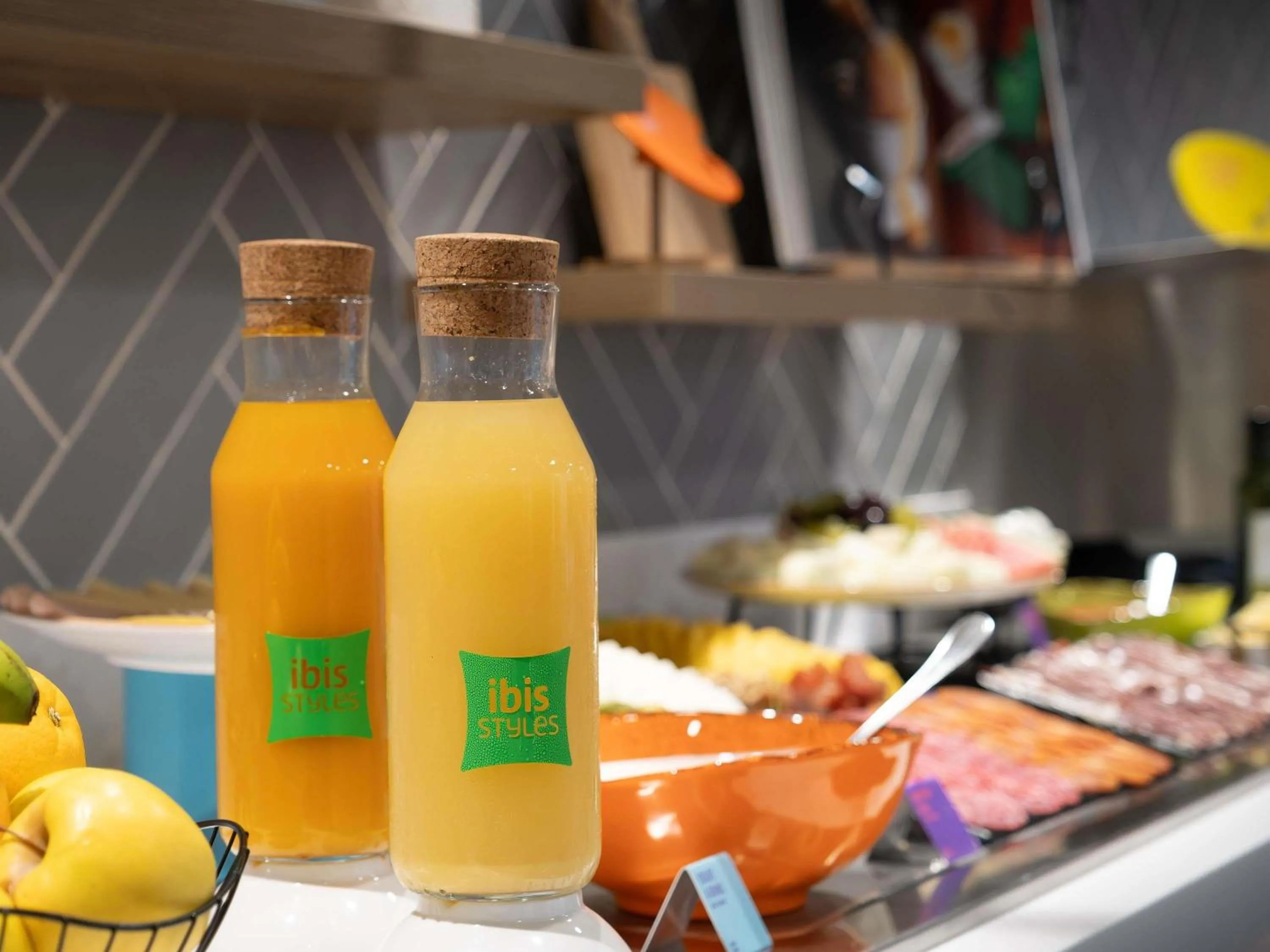 Breakfast in ibis Styles Santander