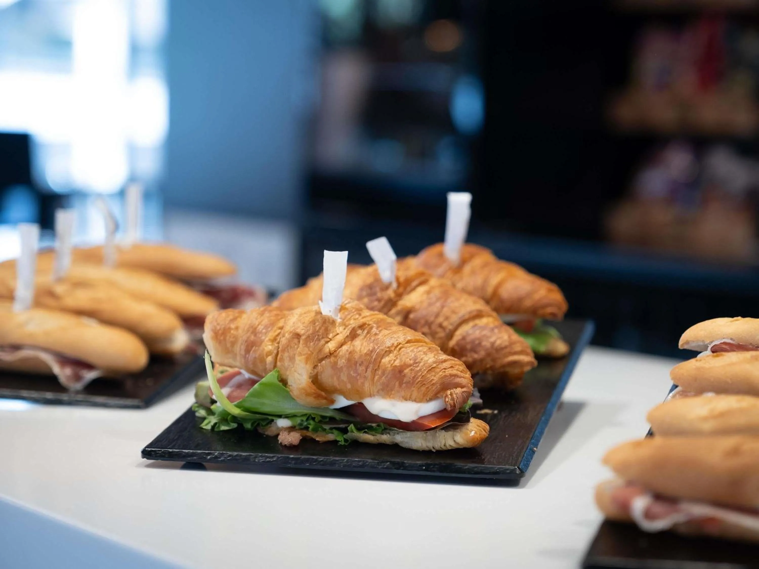 Lounge or bar in ibis Styles Santander