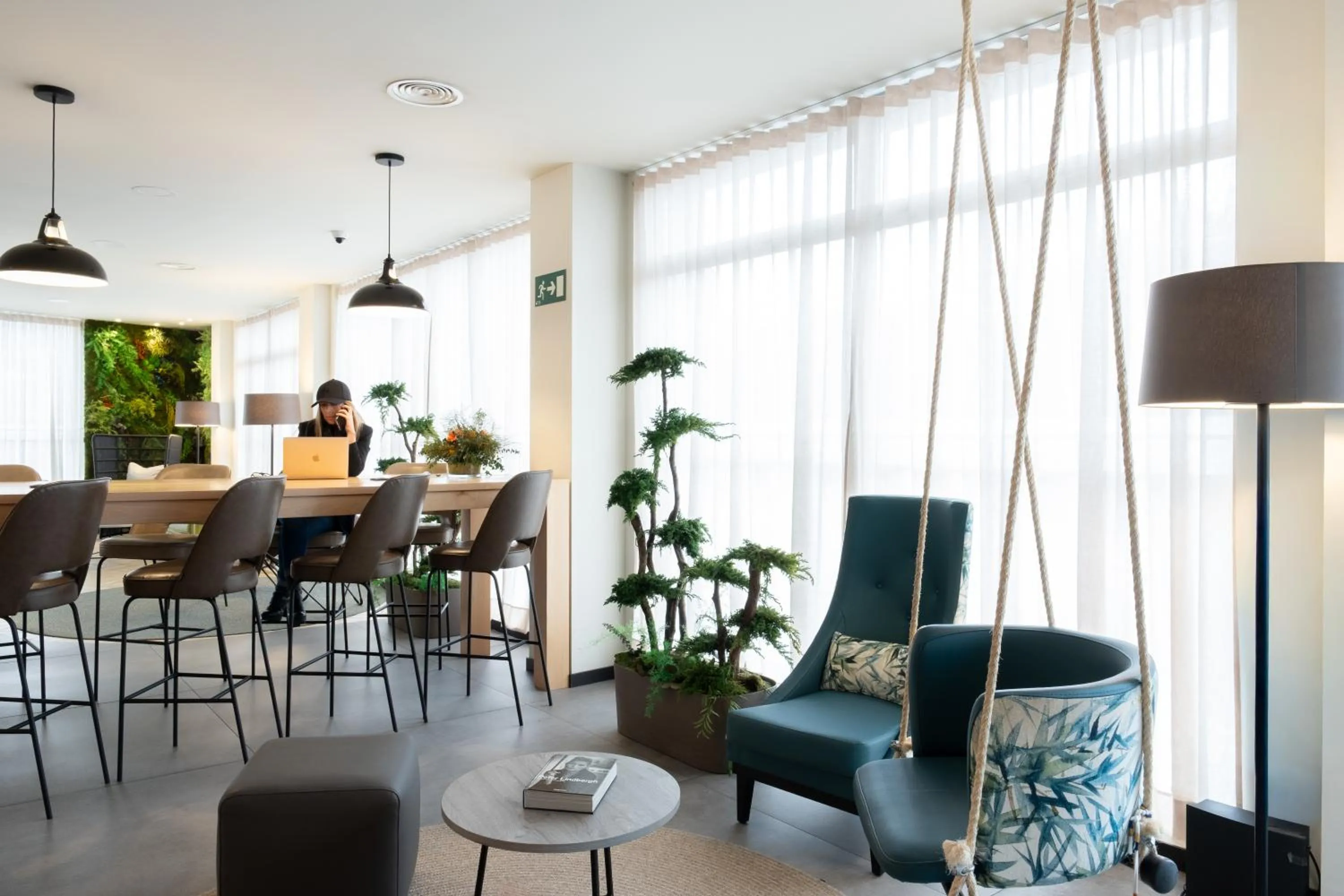 Seating area in ibis Styles Santander