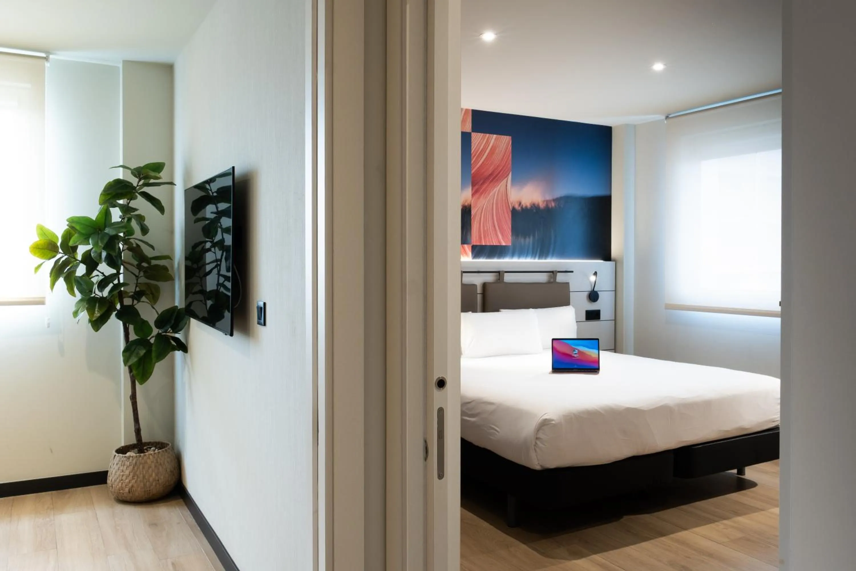 Bedroom, Bed in ibis Styles Santander