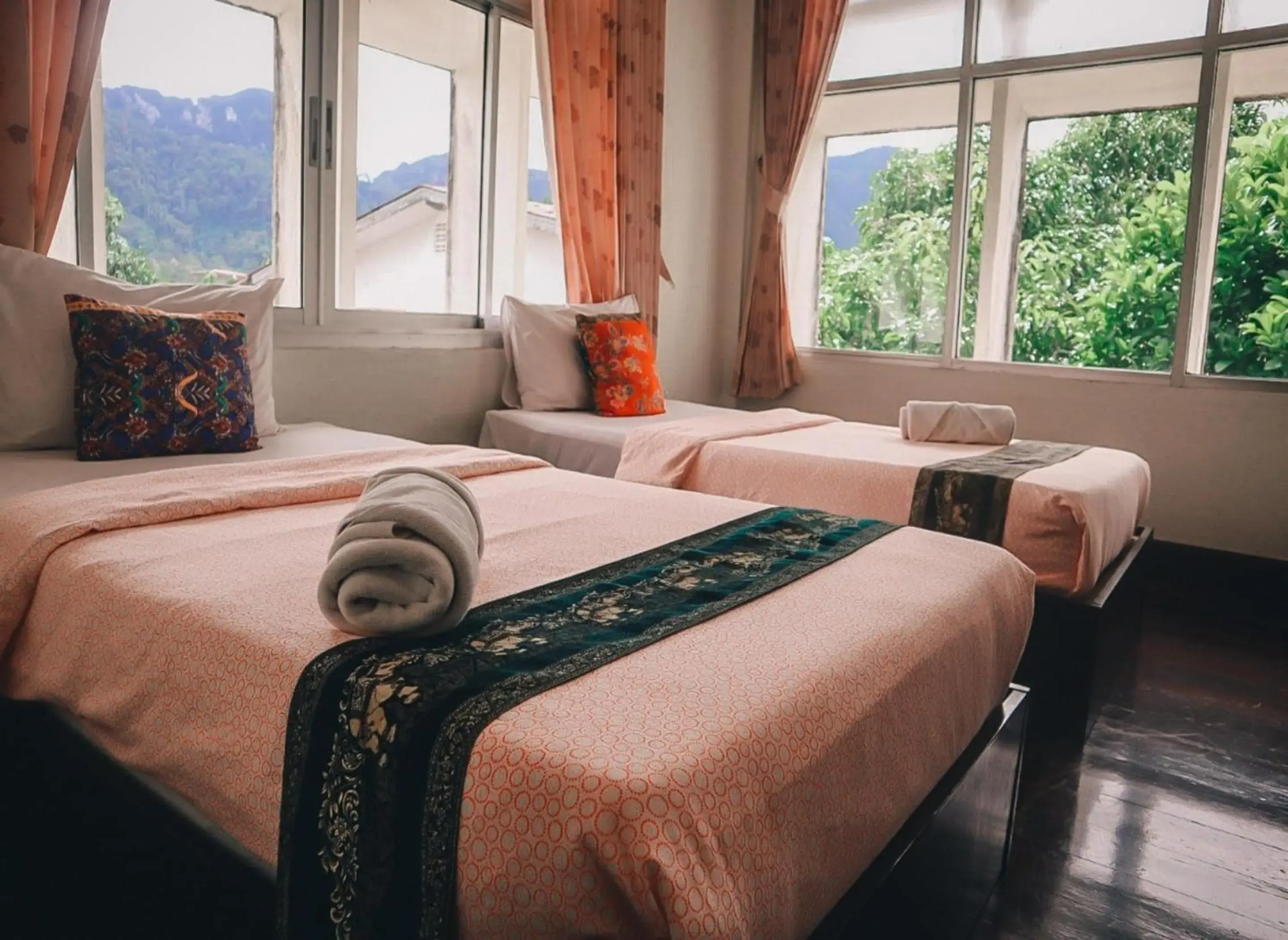 Bedroom, Bed in Thaweesuk Heritage Homestay Bedroom, Bed in Thaweesuk Heritage Homestay