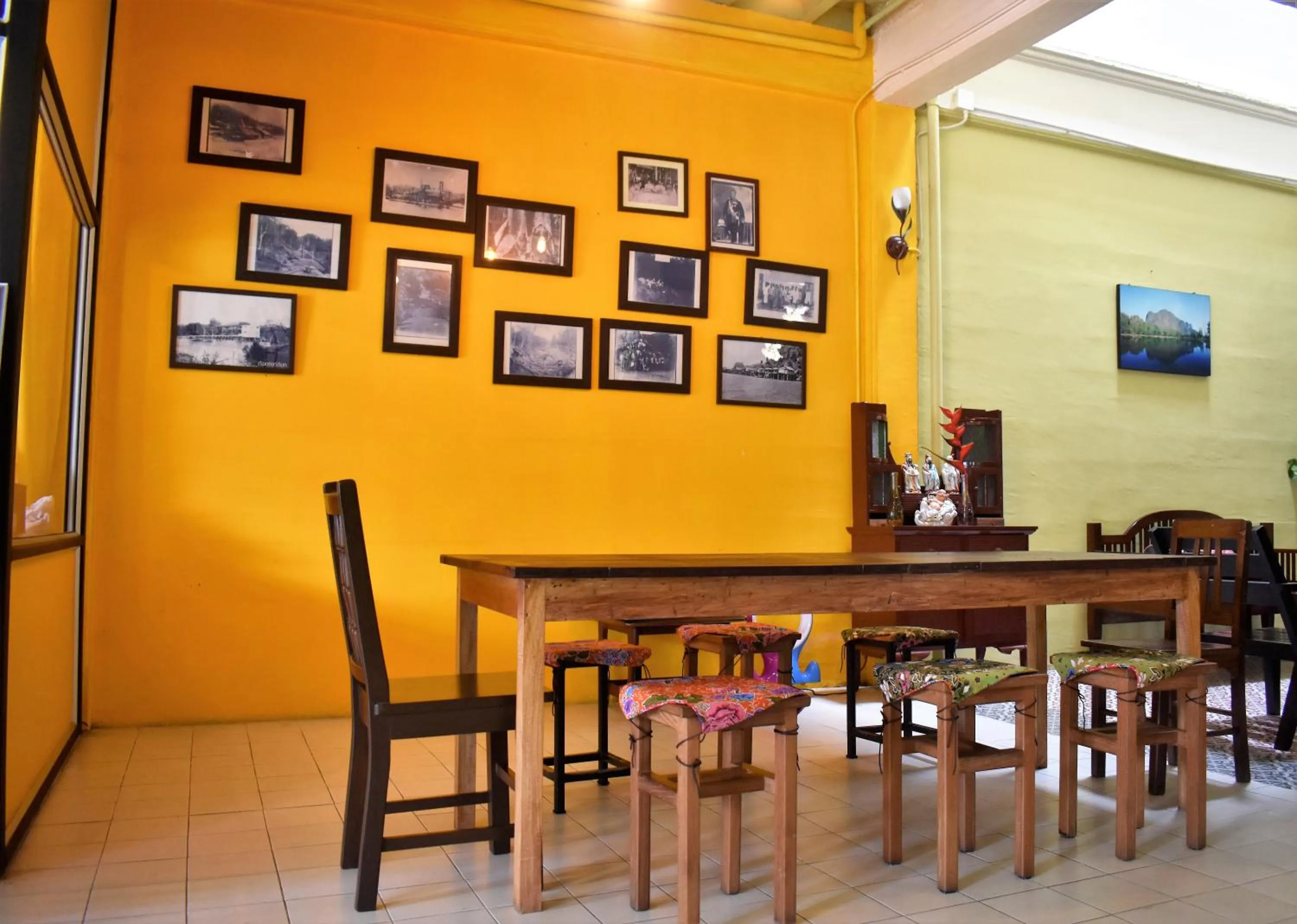 Restaurant/places to eat in Thaweesuk Heritage Homestay